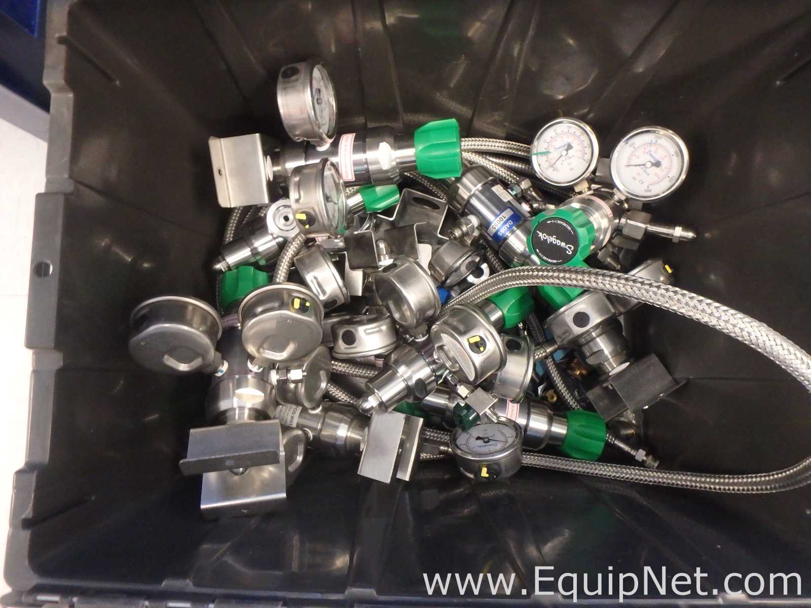 Lote de 12 Regulador Swagelok KCY1FRF412A90000