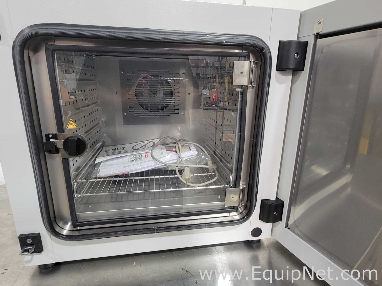 Binder KT 53-UL Cooling Incubator