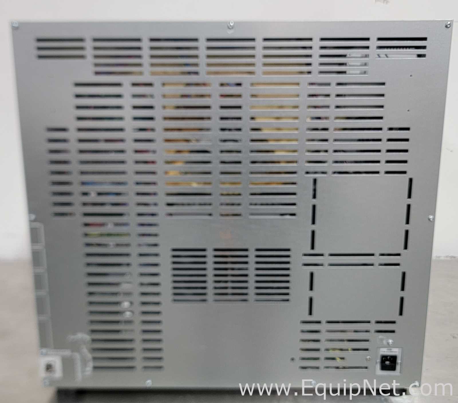 Binder KT 53-UL Cooling Incubator
