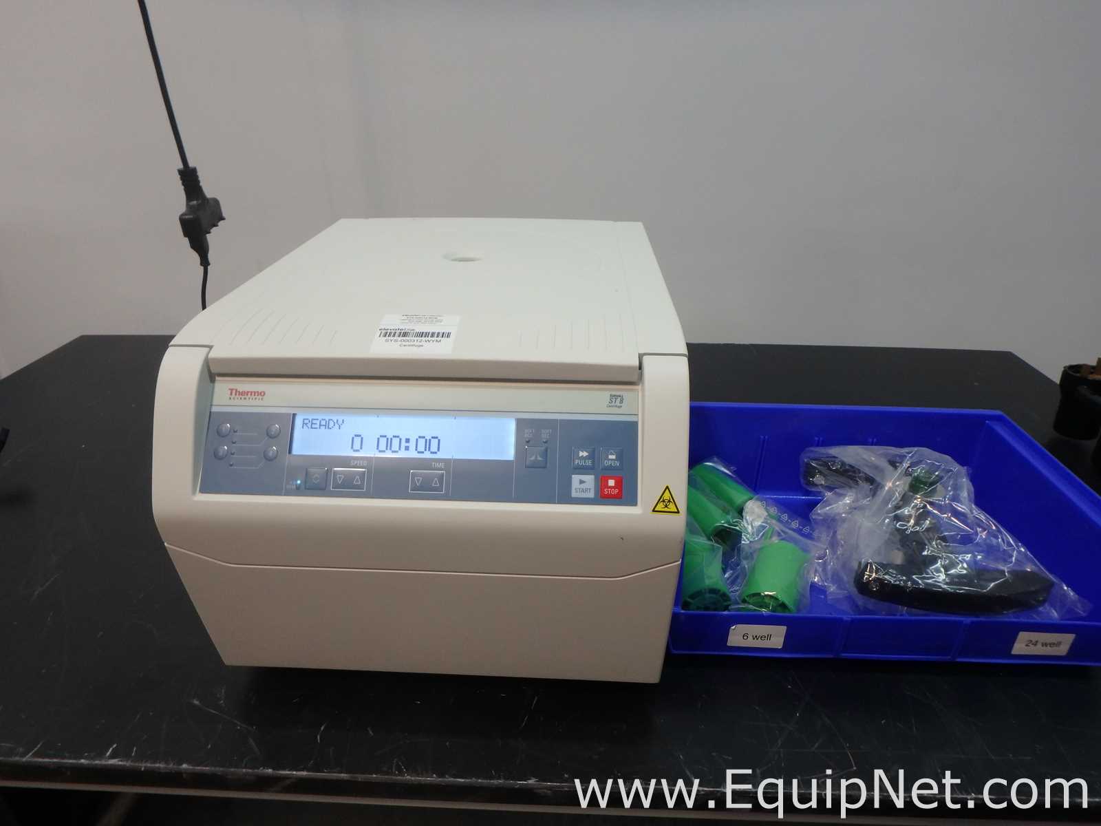 Centrífuga para laboratorio Thermo Scientific Sorvall ST8