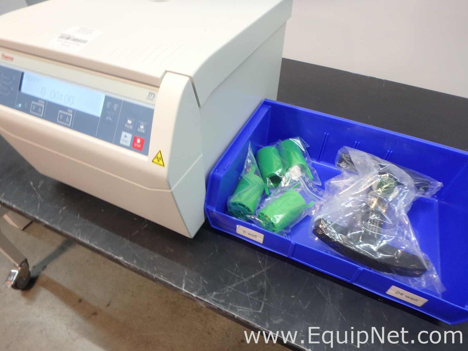 Centrífuga para laboratorio Thermo Scientific Sorvall ST8
