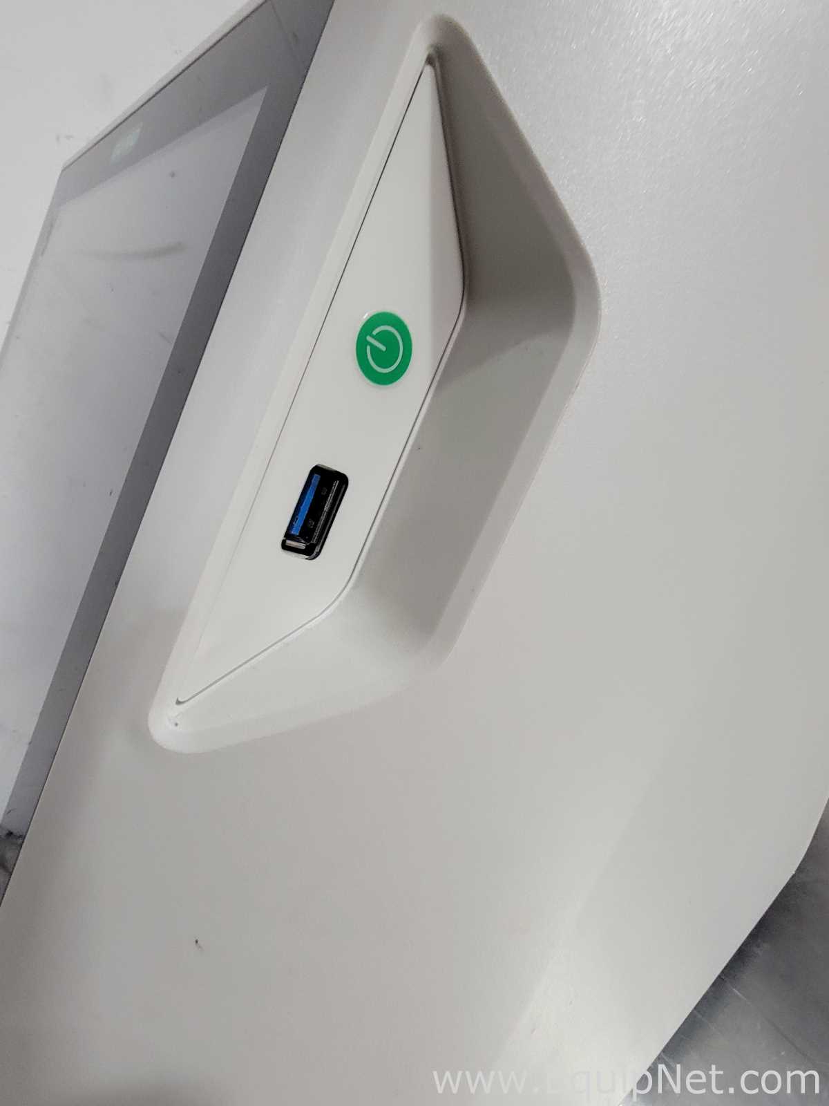 BIO-RAD GelDoc Go Imaging System