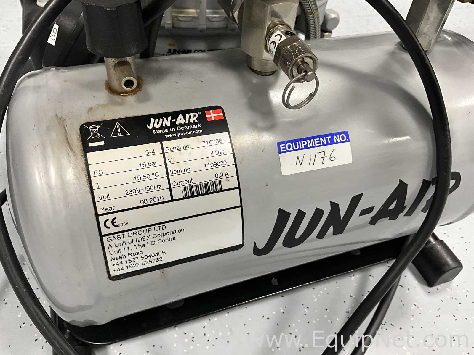 Gast Manufacturing Inc. JUN-AIR 3-4 16 Bar 4 Litre Portable Air Compressor