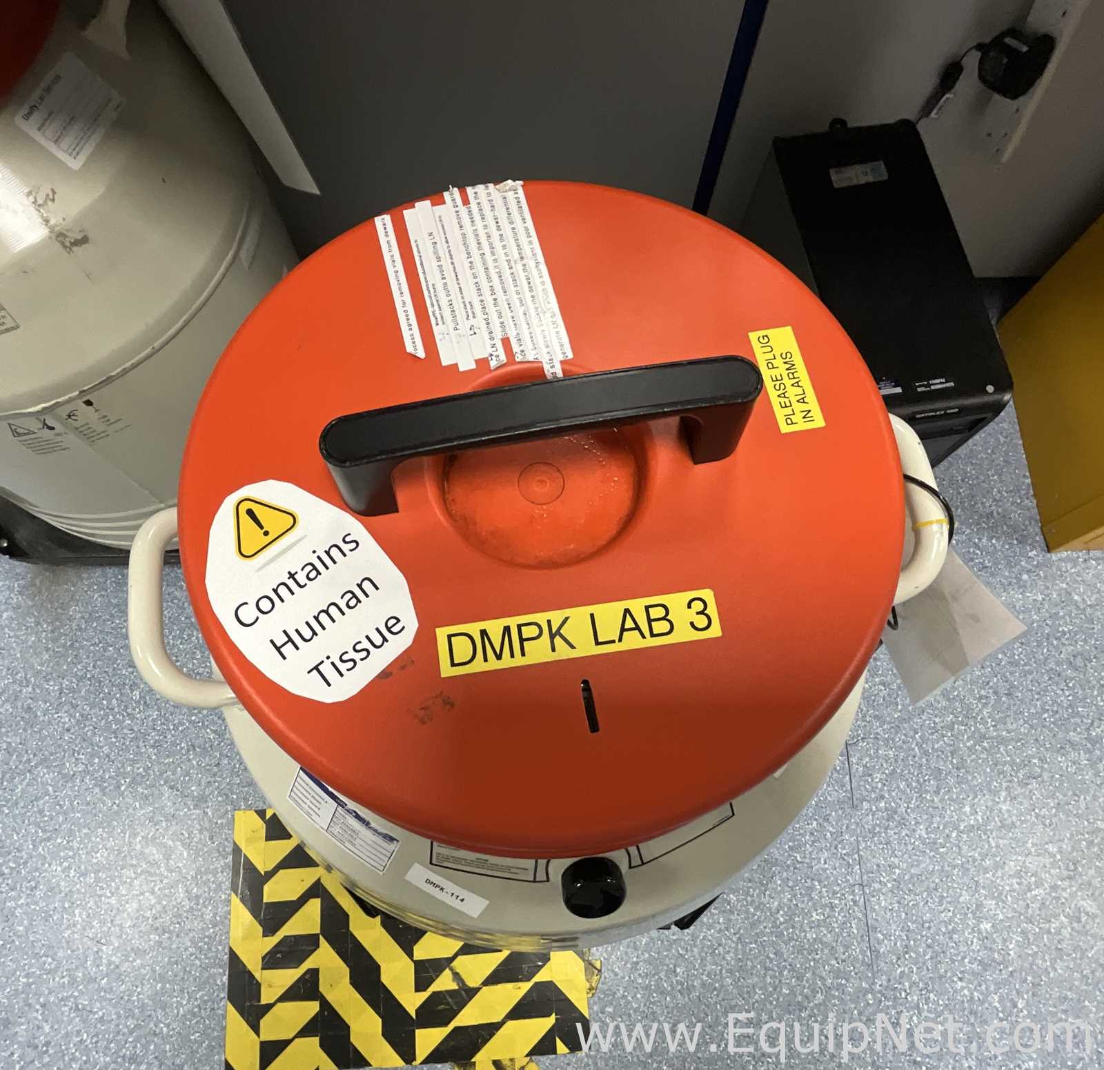 Chart Inc. 61 Litre Portable Liquid Nitrogen Sample Storage Dewar