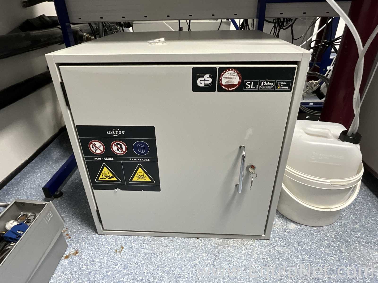 Asecos SL.060.059.UB.T 22 Litre Hazardous Chemical Storage Cabinet with Keys
