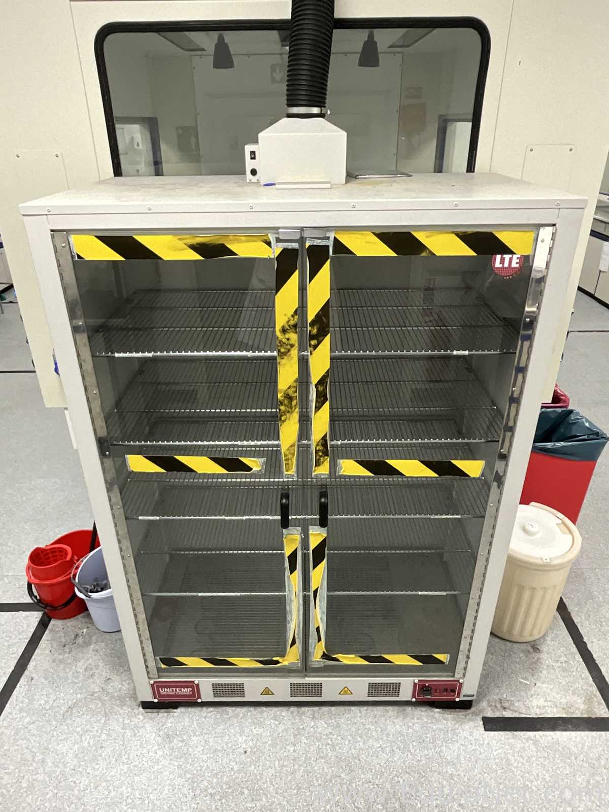 LTE Scientific 322/0109/00 1000 Litre 60C Laboratory Drying Cabinet with Circulation Fan