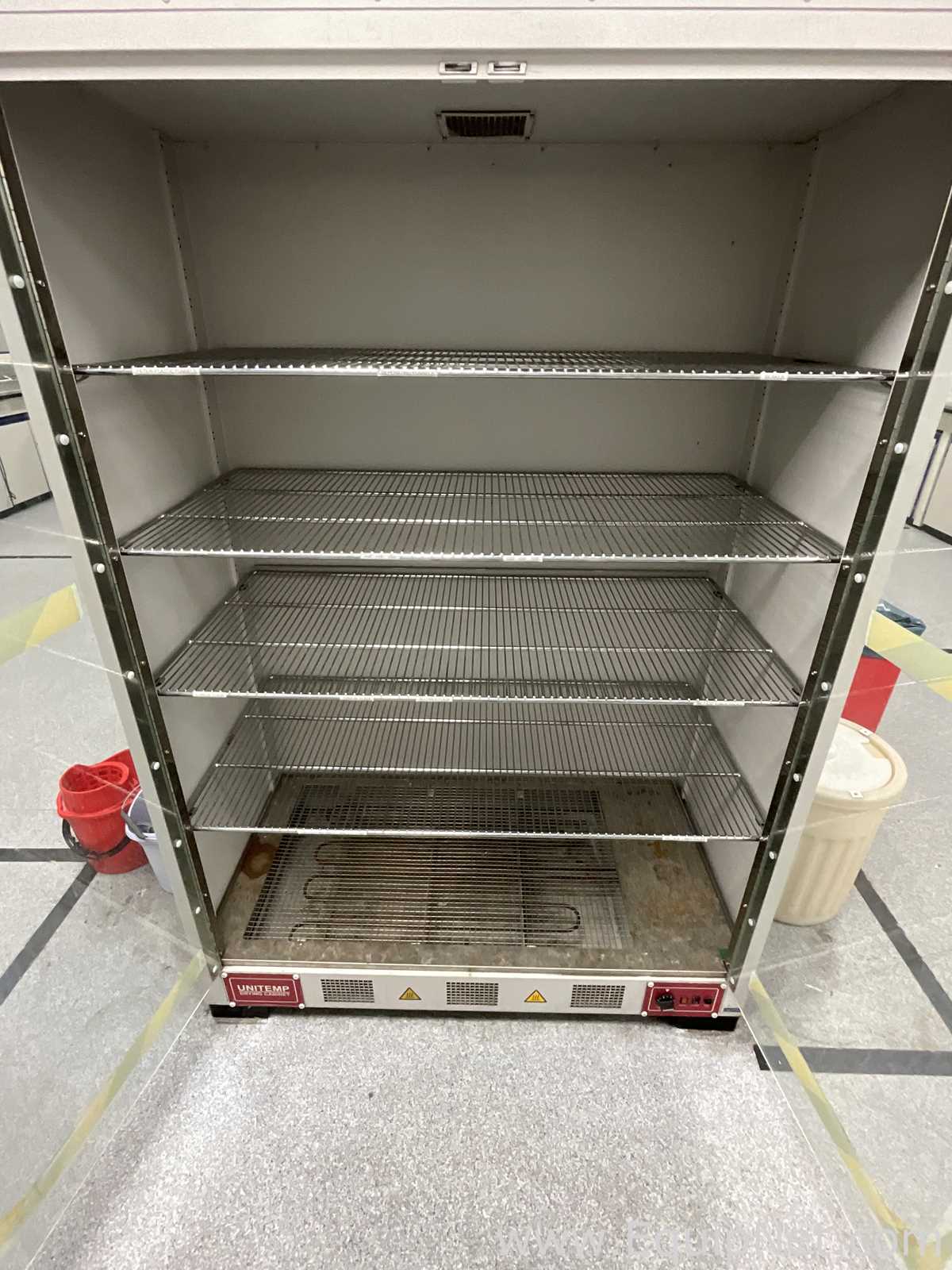 LTE Scientific 322/0109/00 1000 Litre 60C Laboratory Drying Cabinet with Circulation Fan