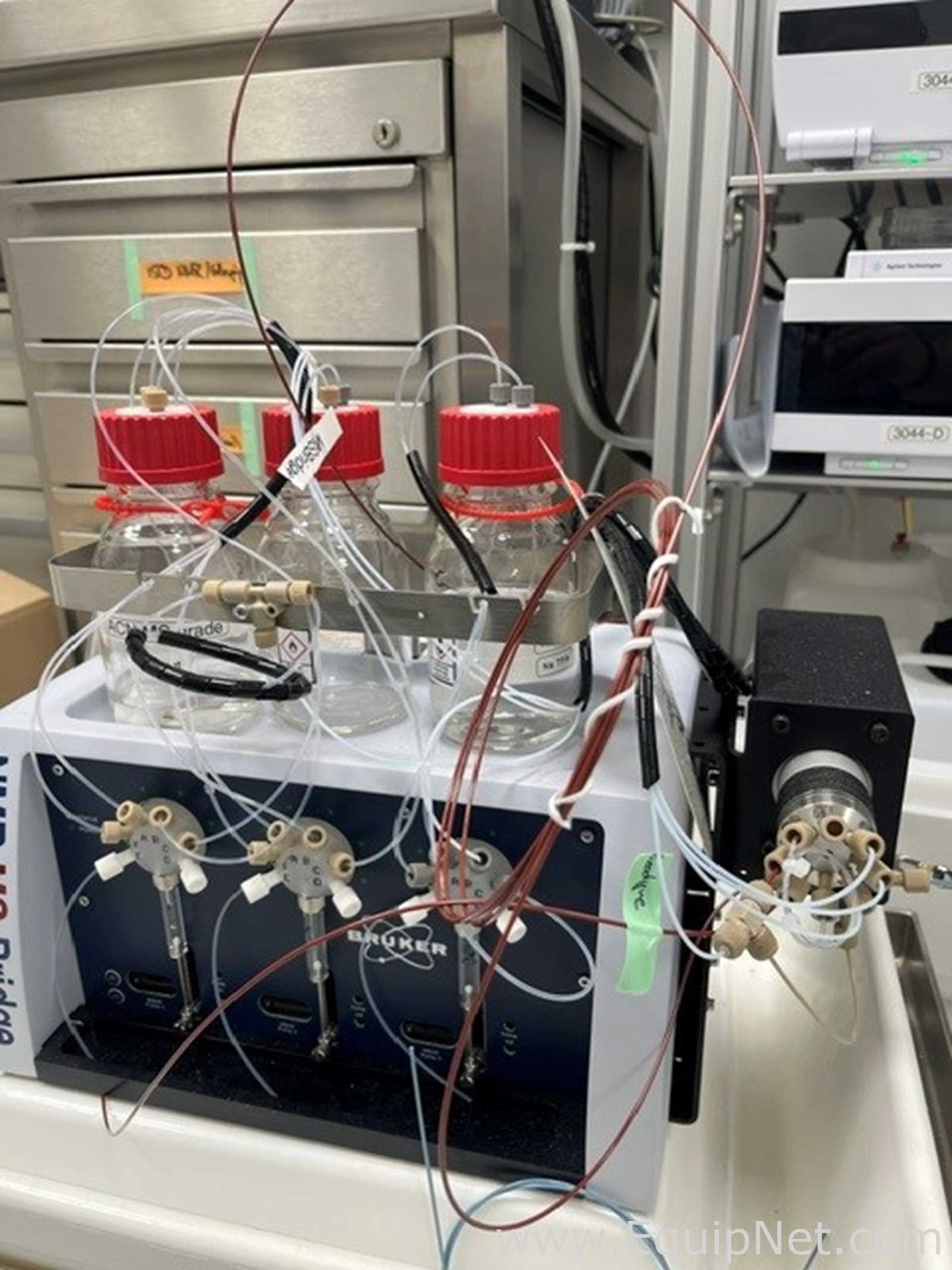 RMN Bruker BioSpin Corporation Prospekt II