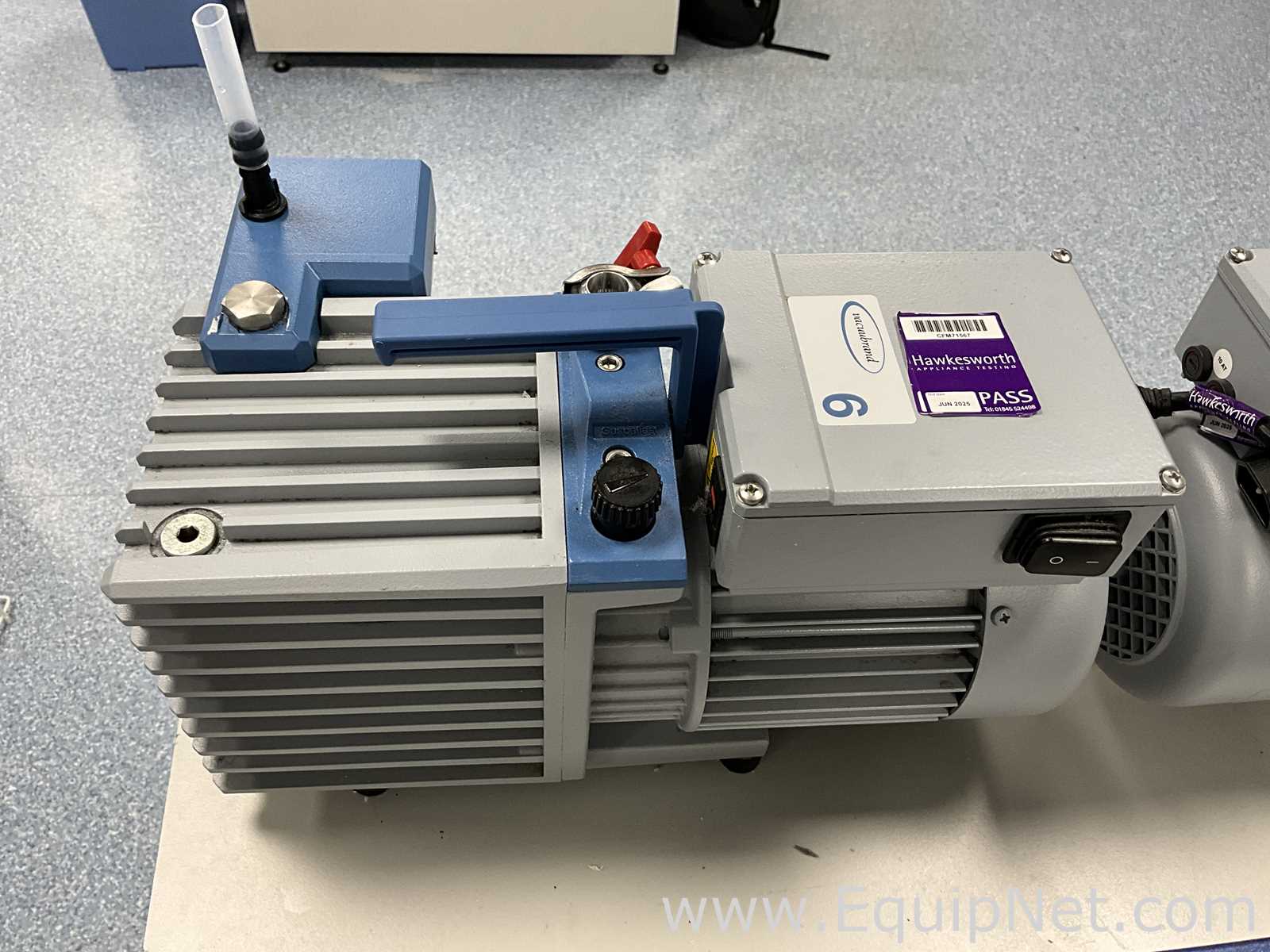 Vacuubrand RE 6W Vacuum Pump