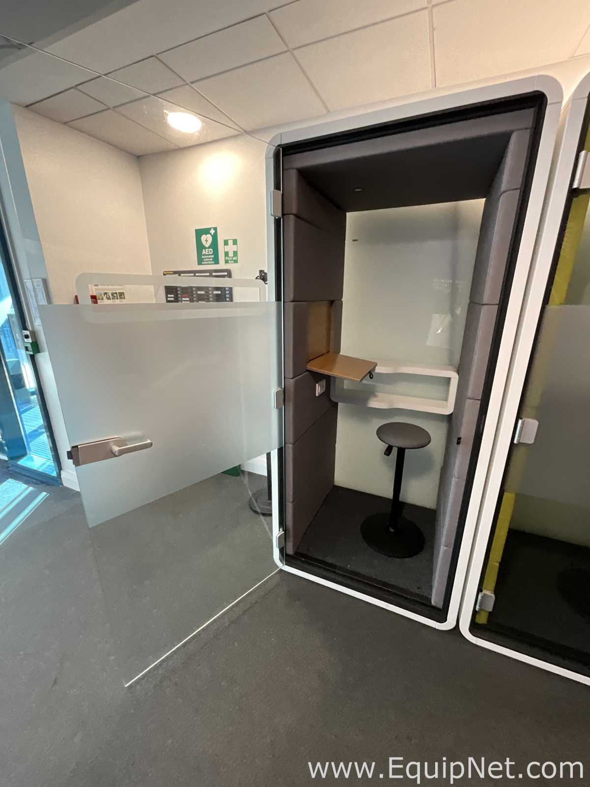 Hushoffice Single Person Acoustic Pod Sit Stand Workstation