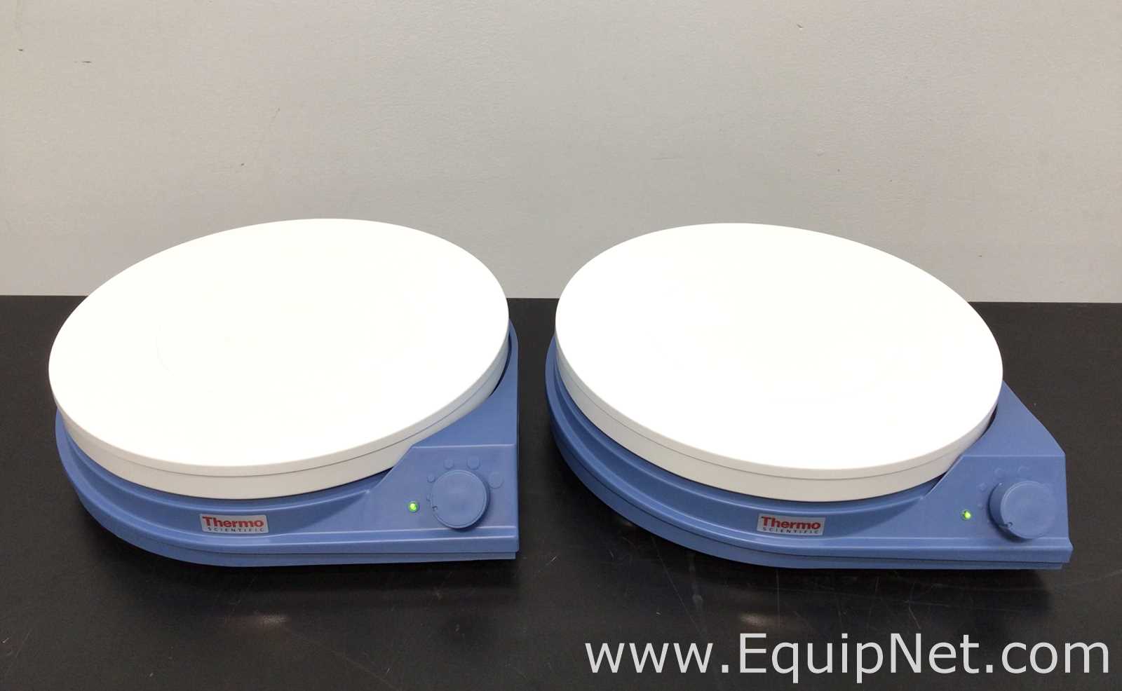Los aus 2 Rührer und Heizplatte Thermo Scientific Magnetic Stirrer Rt Basic-22