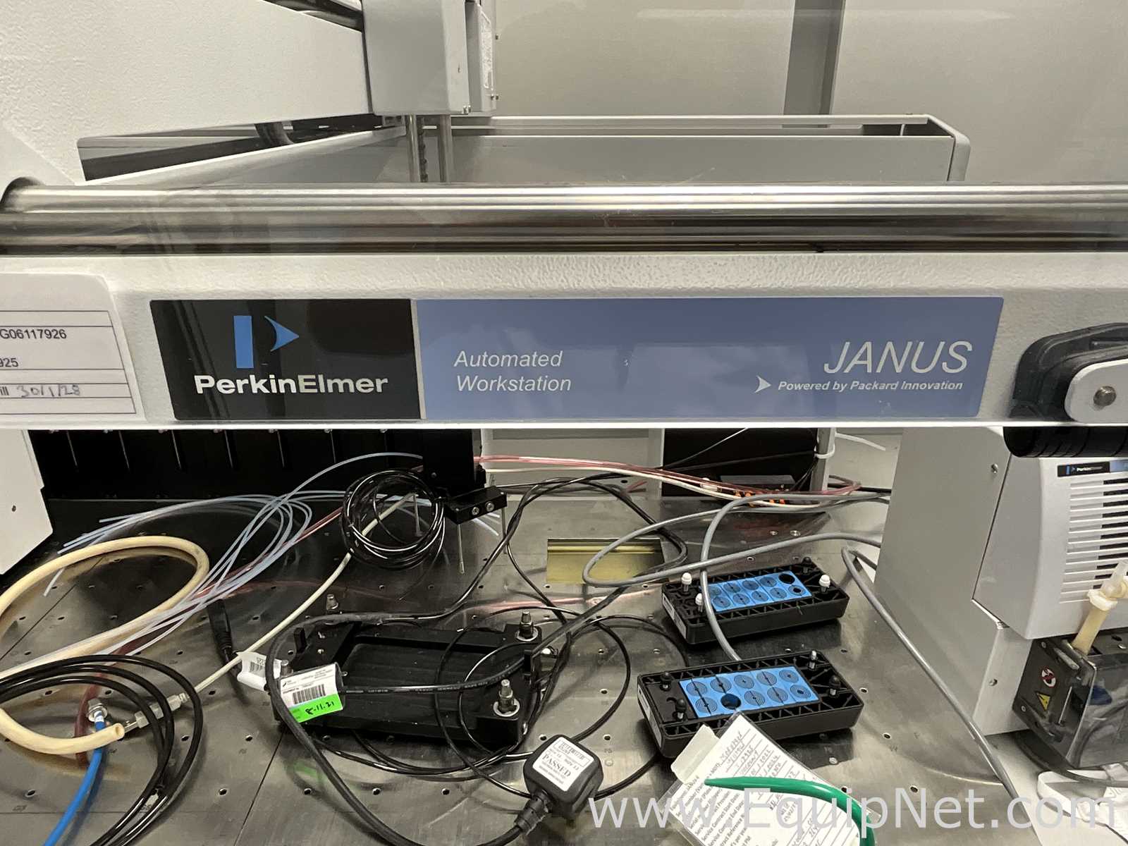 Perkin Elmer JANUS Liquid Handler
