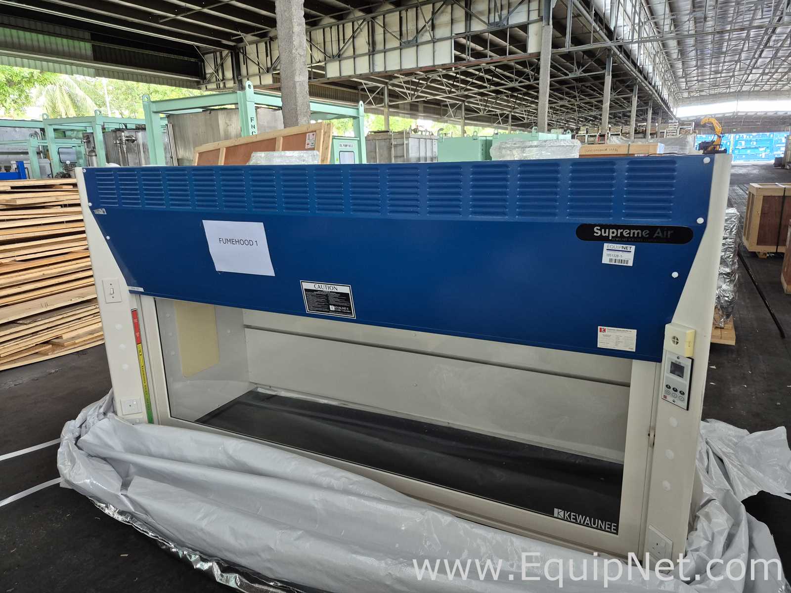 Kewaunee Scientific Supreme Air Laboratory Fume Hood - Lab Crate Mo 11