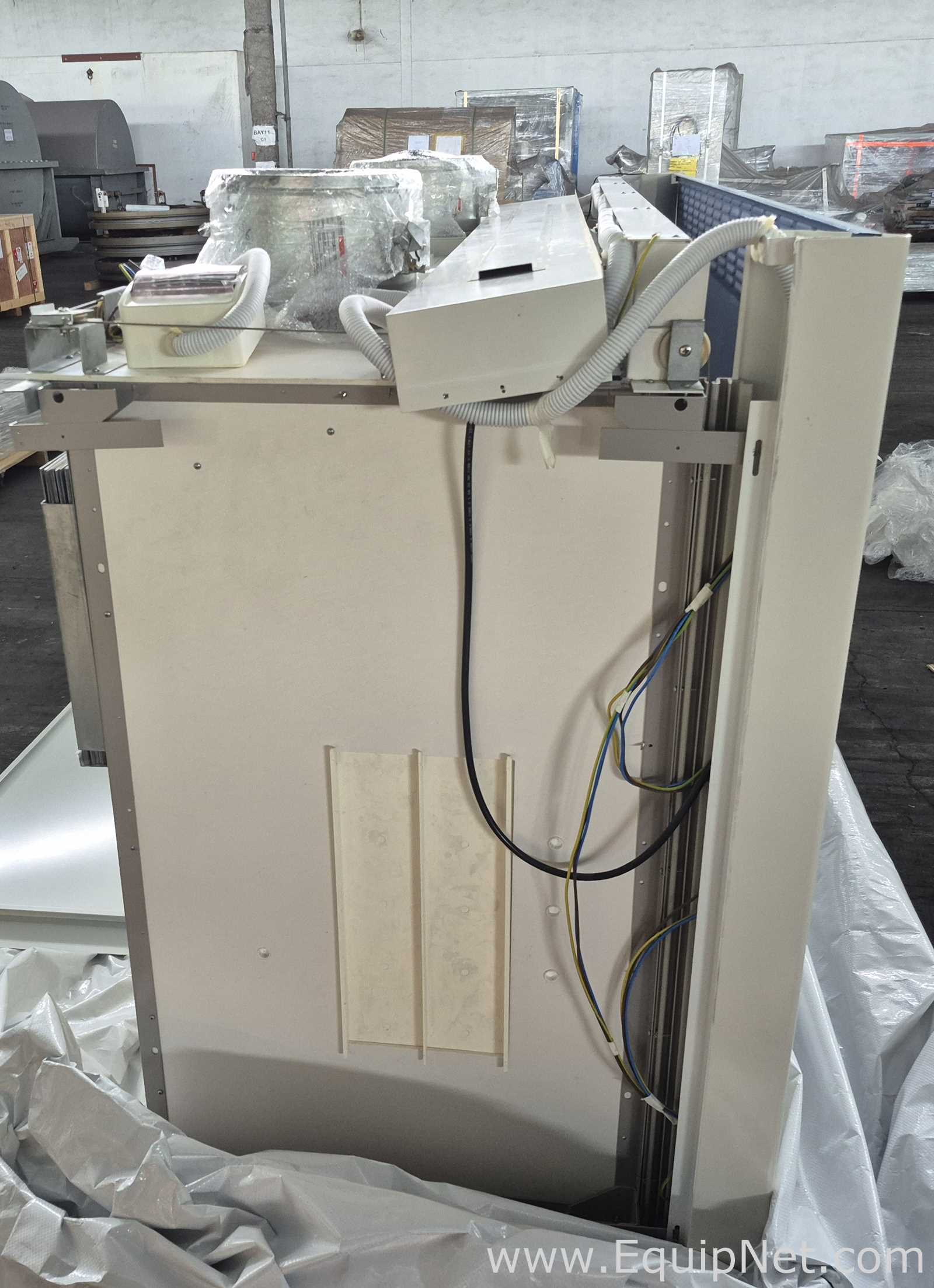 Kewaunee Scientific Supreme Air Laboratory Fume Hood - Lab Crate Mo 11