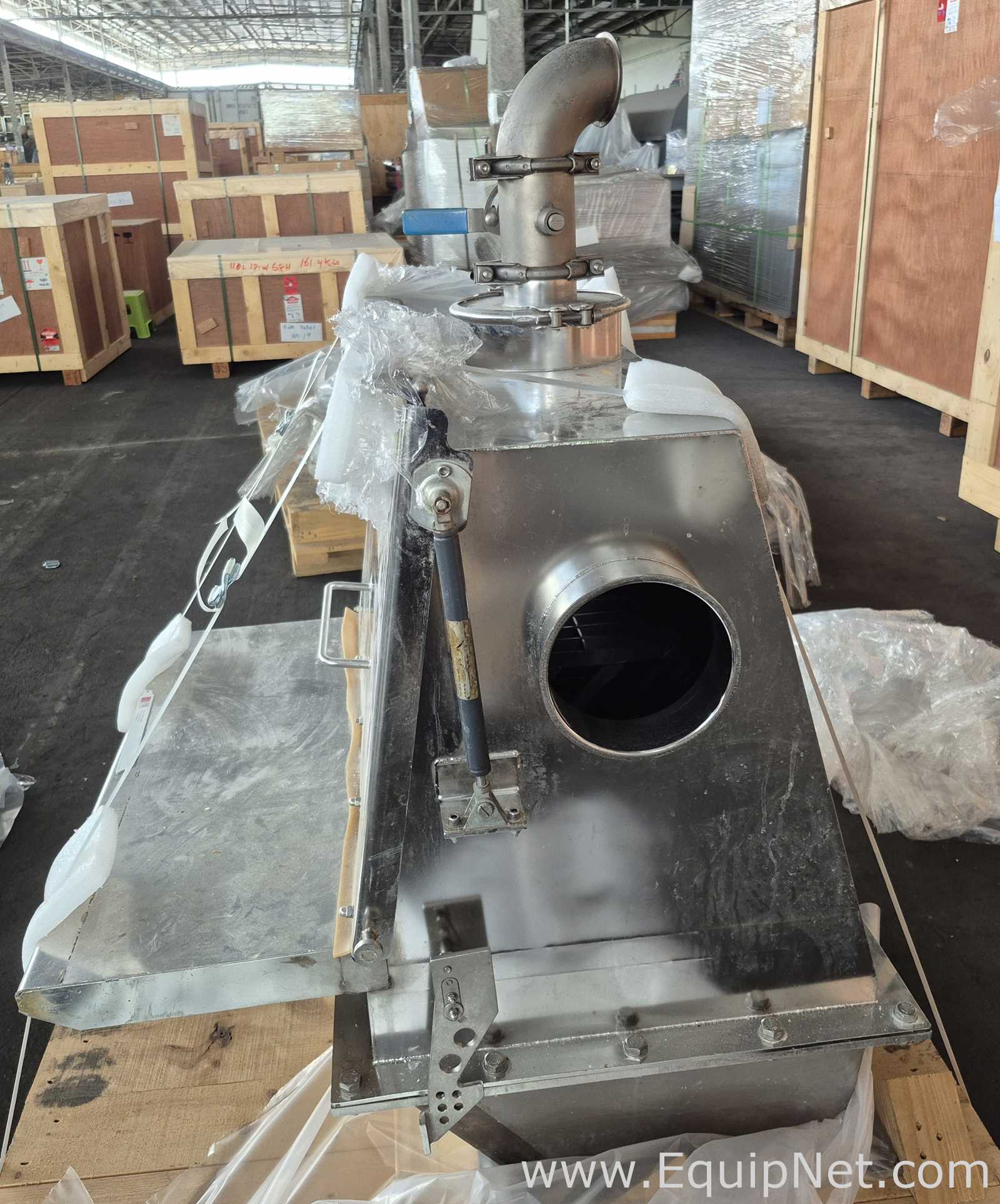 Netzsch High Shear Milling Skid with 4000L Premix Holding Cooled Tank, Hopper - Premix Neu Skid 1-1