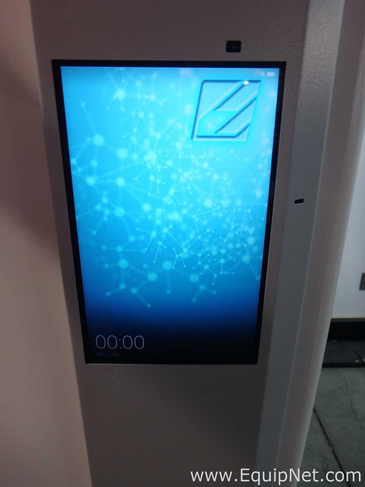 Incubadora Liconic Instruments STX220