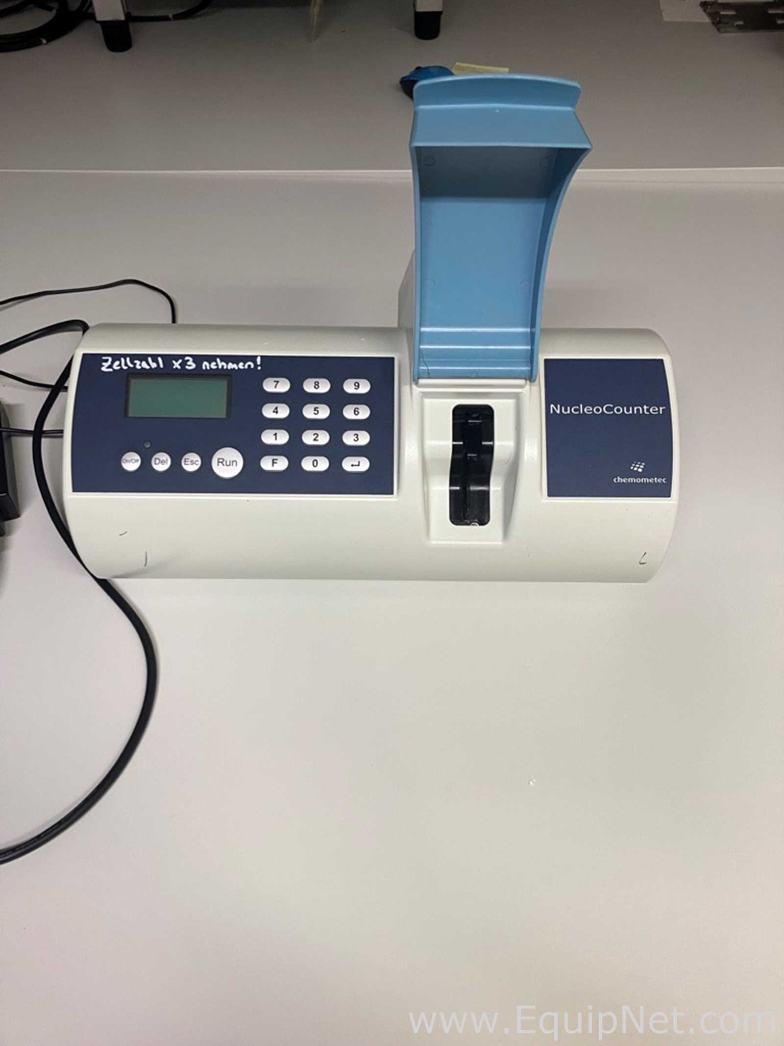 ChemoMetec NucleoCounter NC 100 Cell Counter