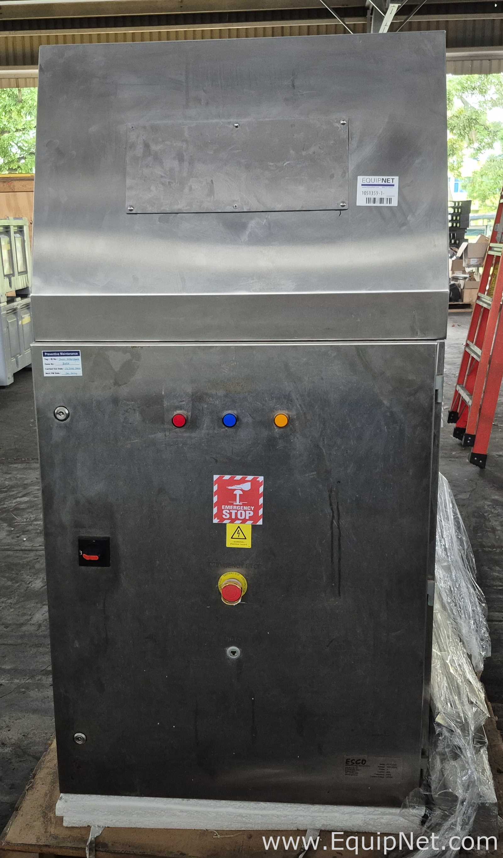 Campana de Ventilación y Flujo Esco 