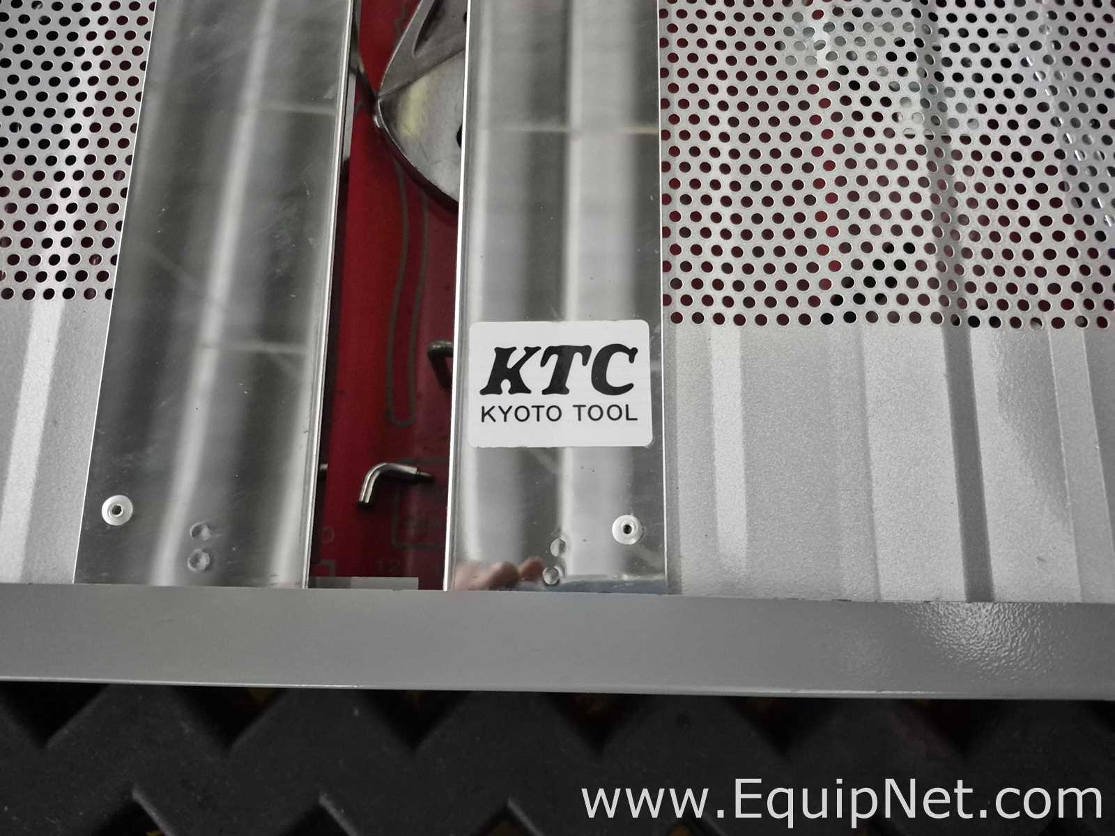 Lot of Vaccum Machines, Tool Cabinets, Portable Ventilator, Scrapper Machine - Pallet No 107