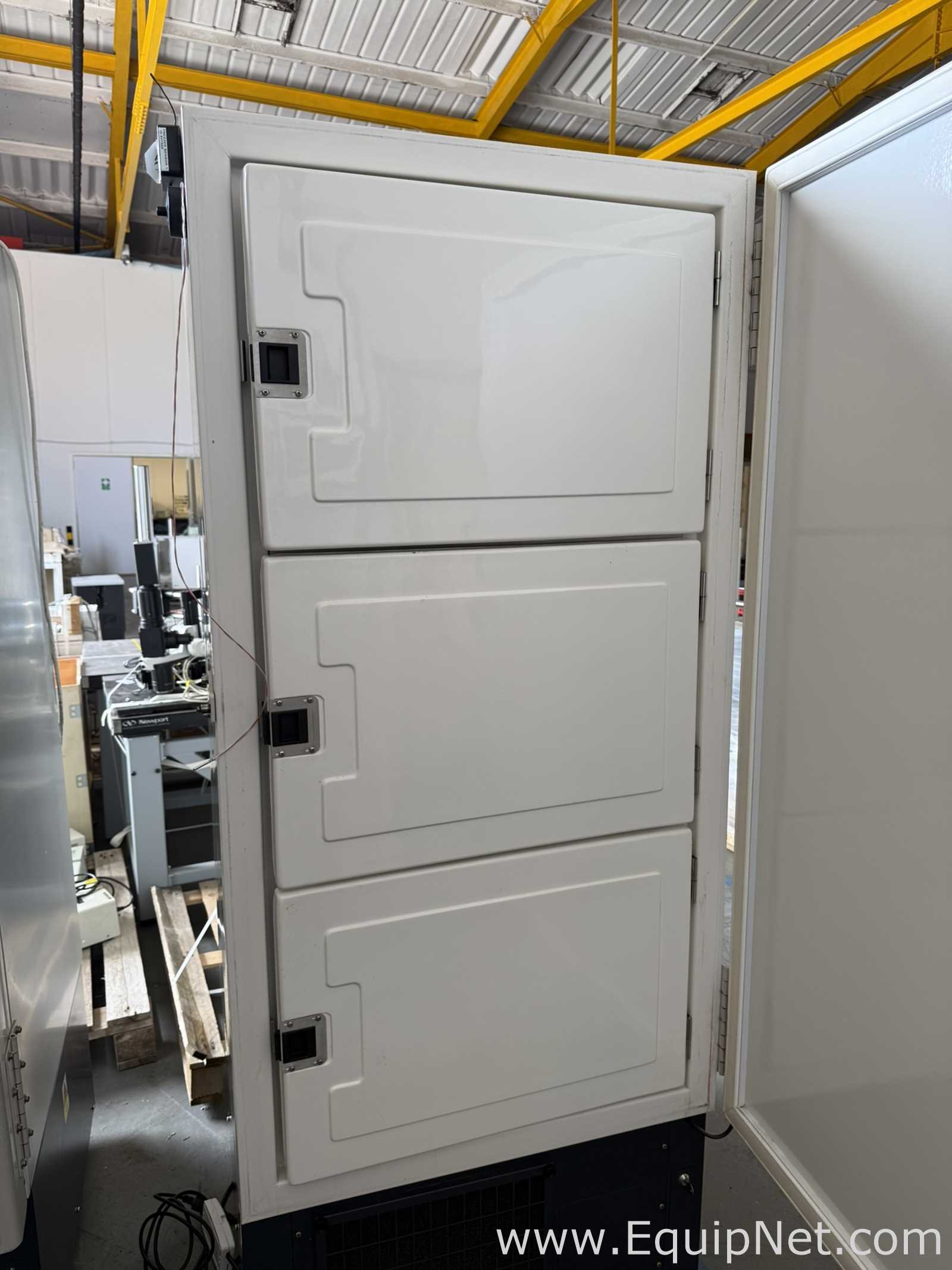 New Brunswick Scientific U535 -86 Ultra Low Temperature Freezer