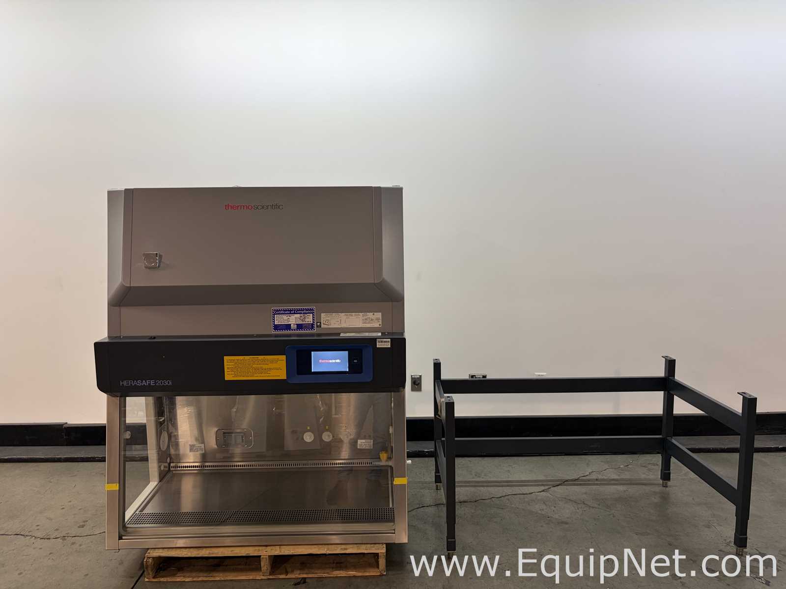 Thermo Scientific Herasafe 2030i 1.2 Biological Safety Cabinet