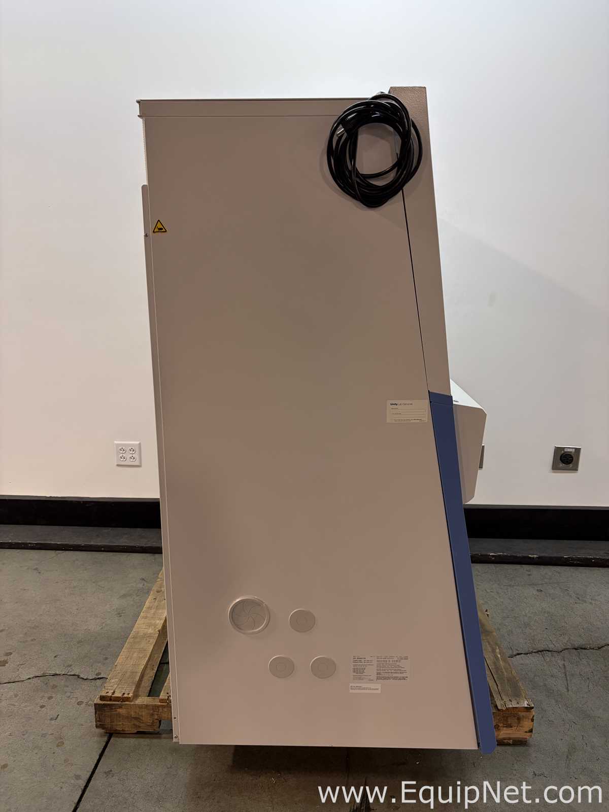 Thermo Fisher Scientific 1375 1300 Series A2 4Ft Biological Safety Cabinet with Stand