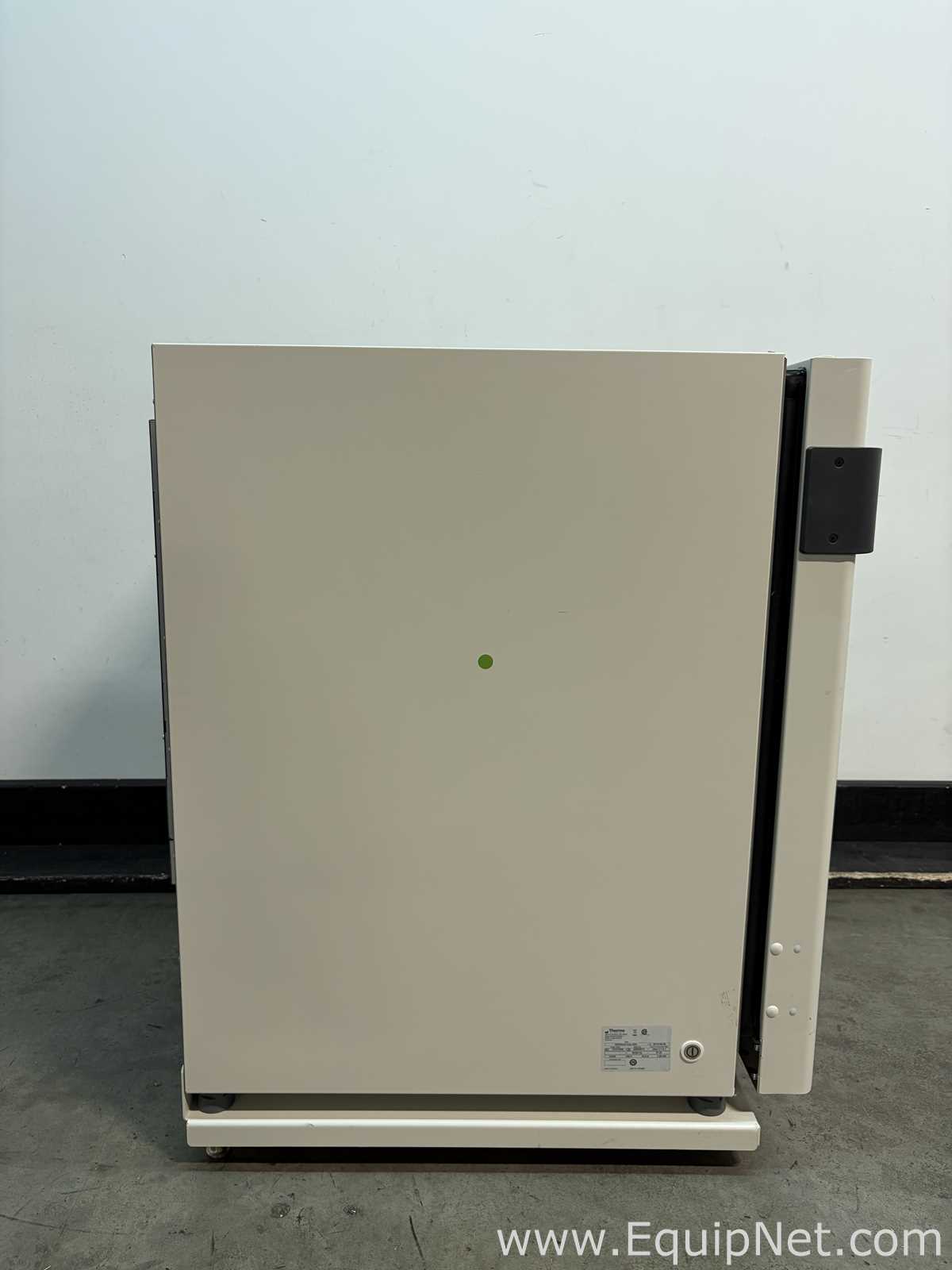 Thermo Scientific HERAcell Vios 250i CO2 Incubator