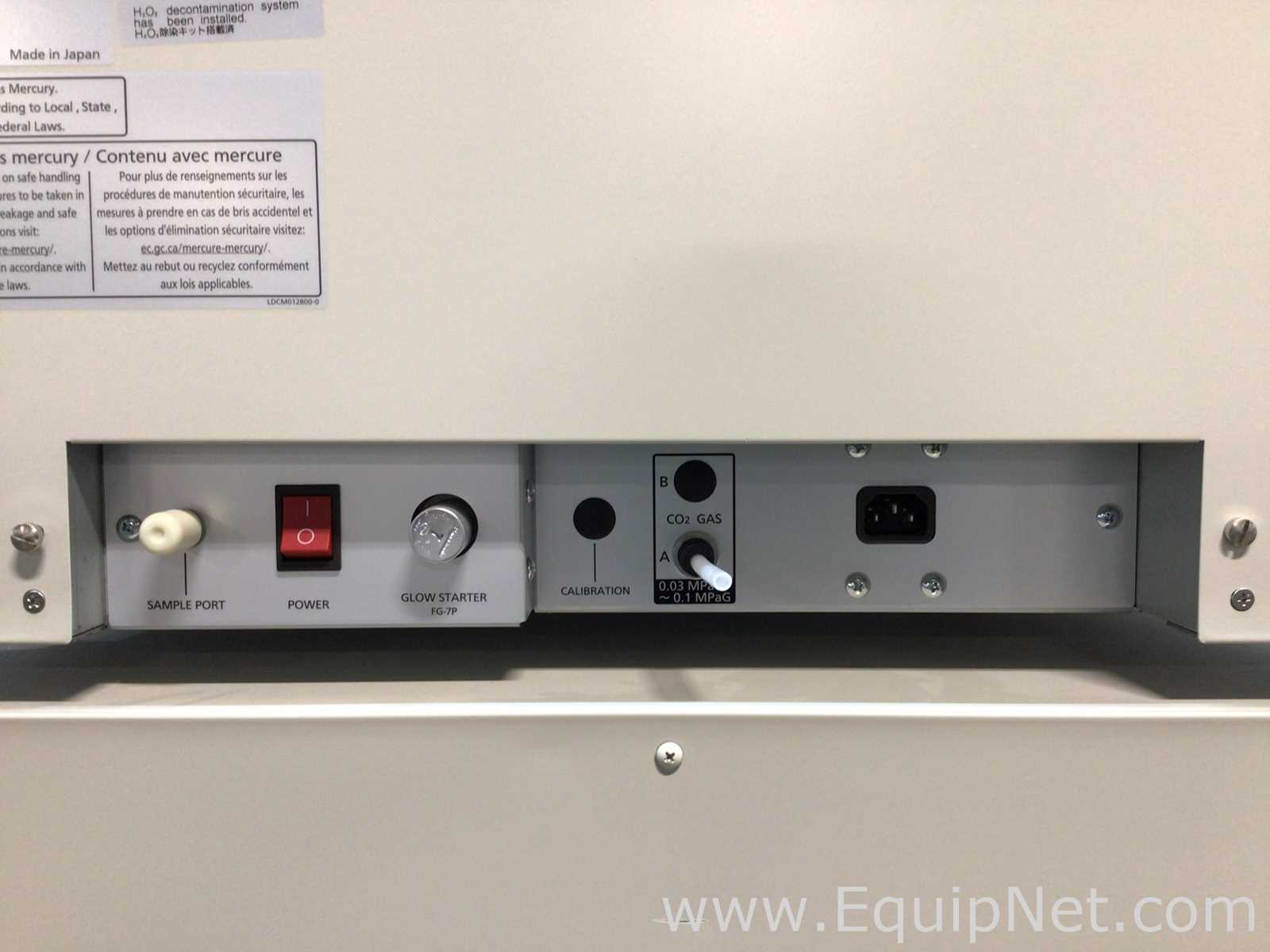 PHCBI MCO-230AICUVLG-PA Cell-IQ Double Stacked CO2 Incubator With 2 H2O2 Generators