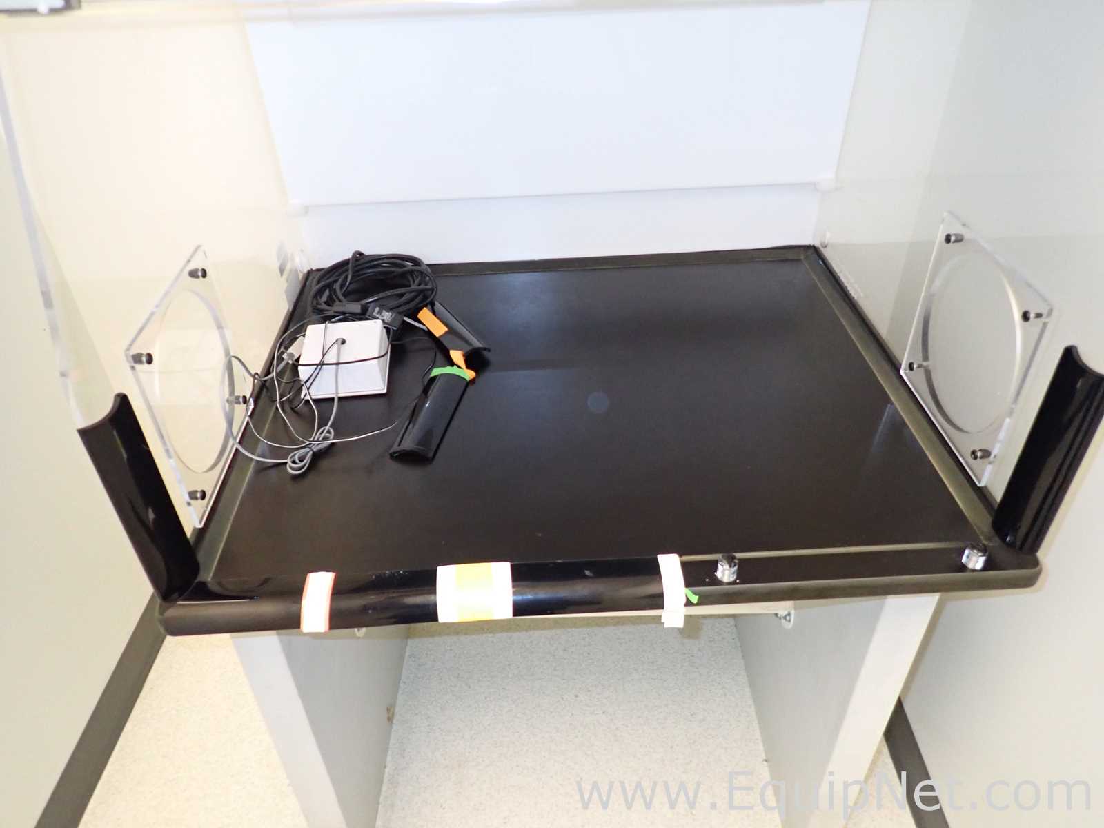 Flow Sciences FS11300 Workstation Flow Hood with Extractor Blower