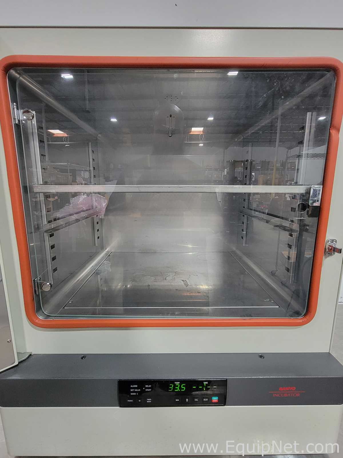 Sanyo MIR-262 Incubator