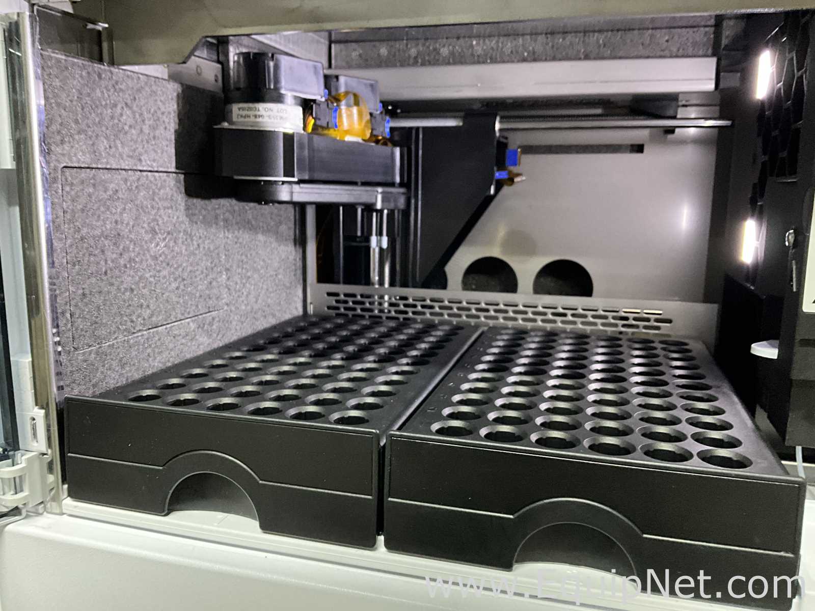 HPLC Agilent Technologies 1290 Infinity II Series