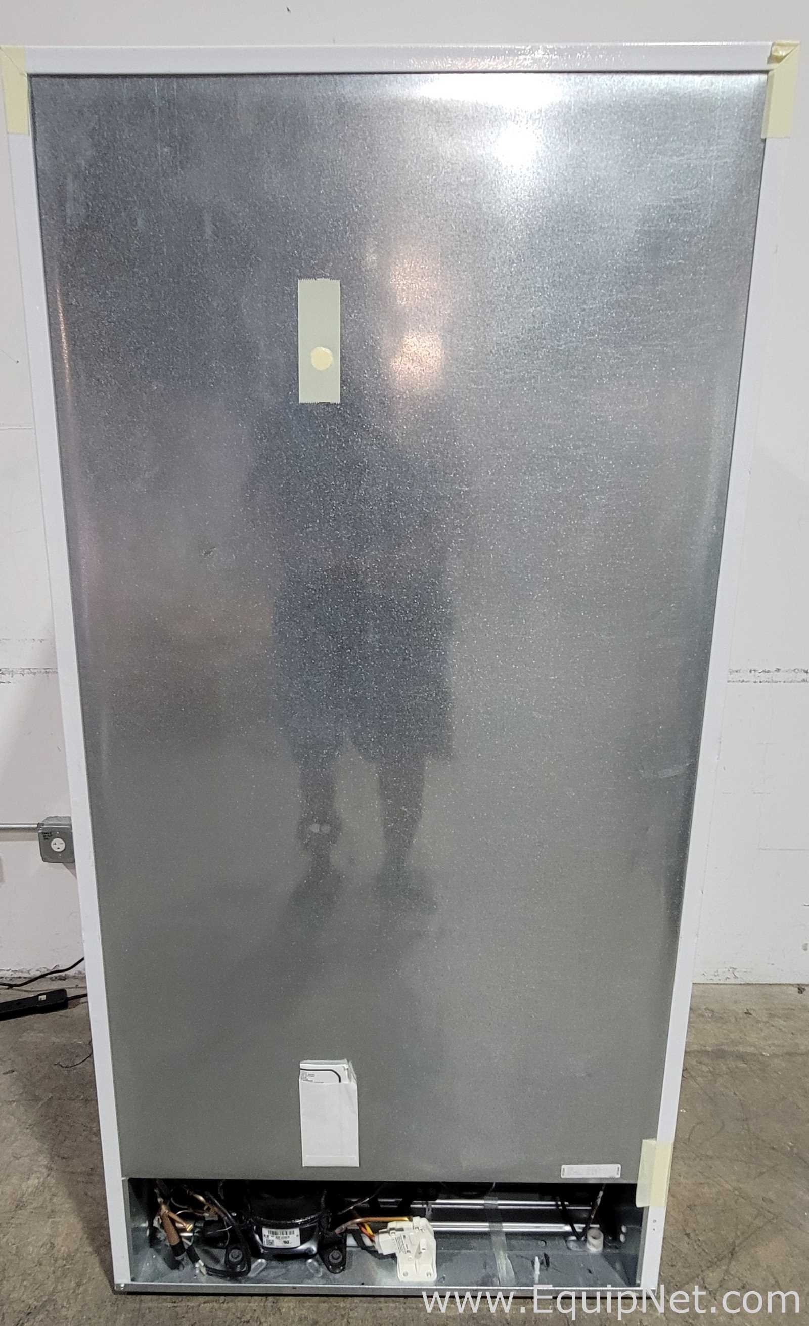 Fisher Brand 17LREEFSA Refrigerator