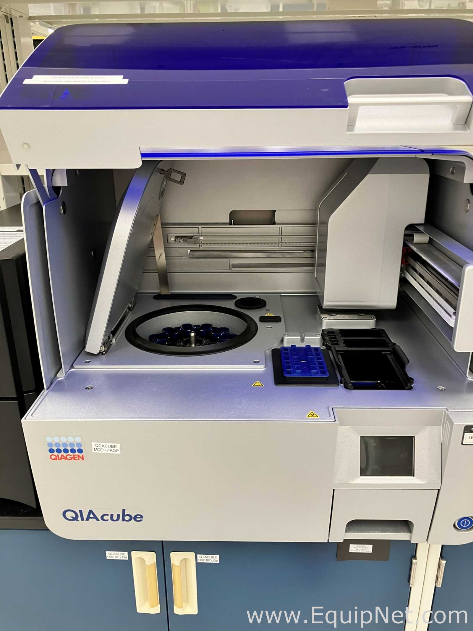 Analisador Qiagen QIAcube