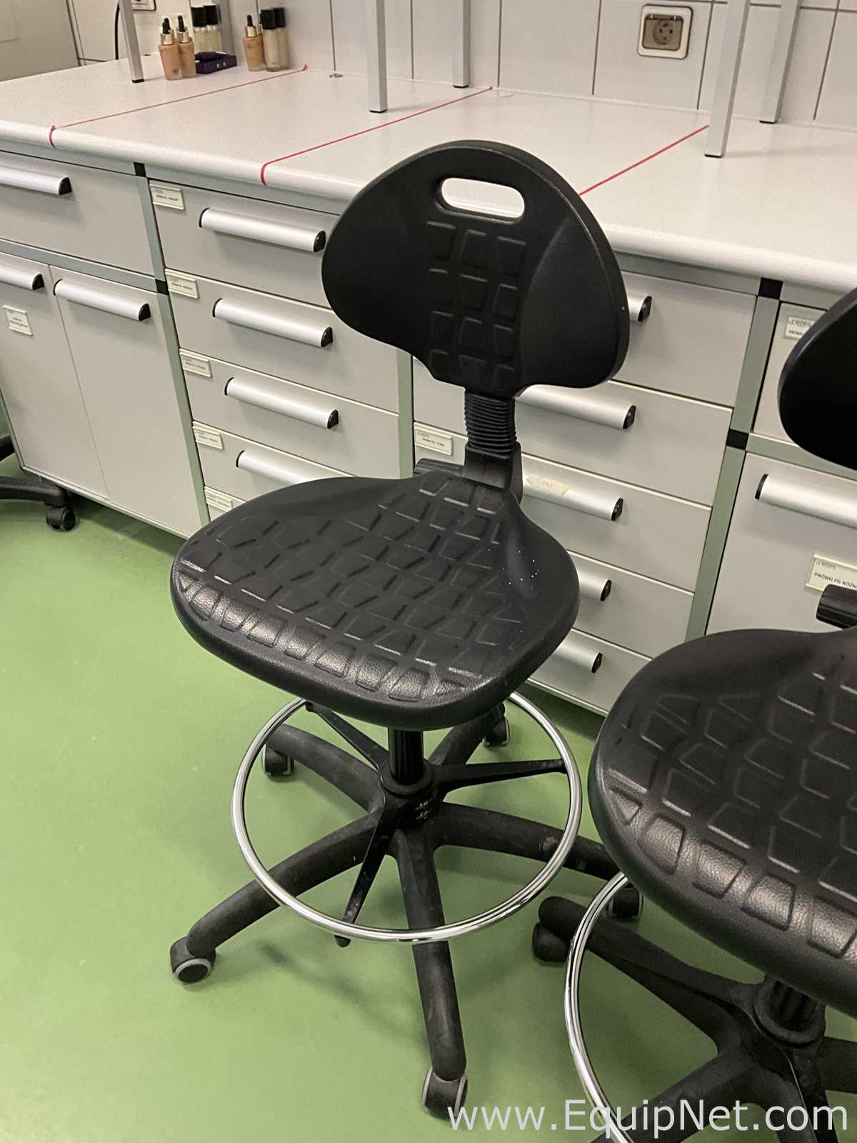 Lot of 2 Laboratory Chairs