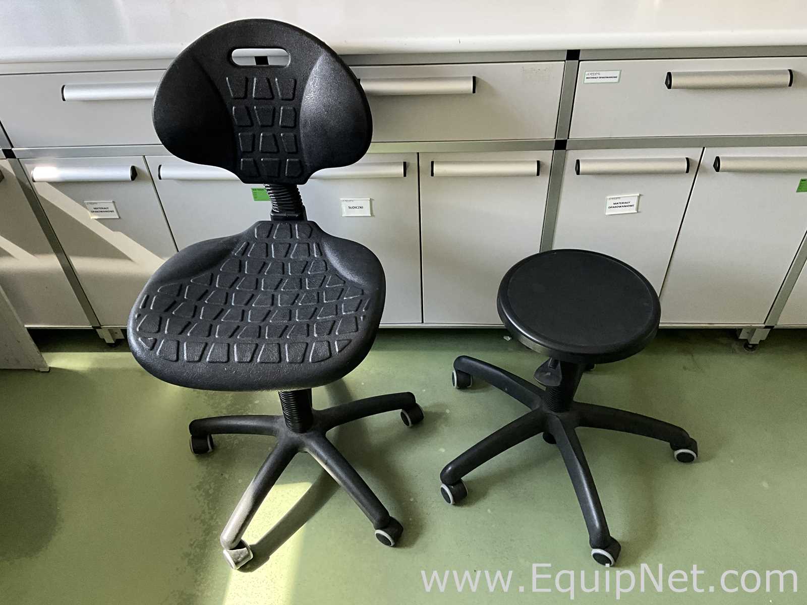 Lot of 2 Height Adjustable Laboratory Chairs