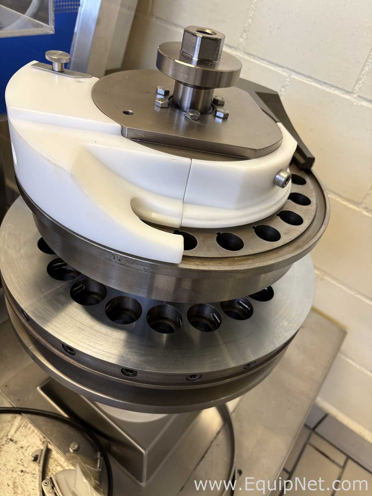 Fette 1200i Single Rotary Tablet Press