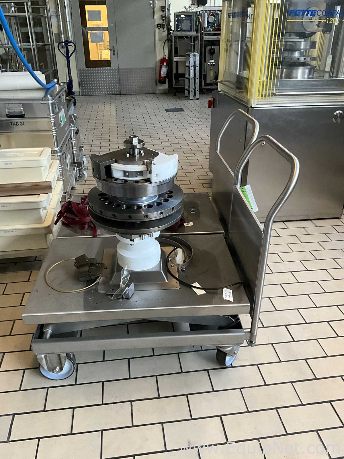Fette 1200i Single Rotary Tablet Press
