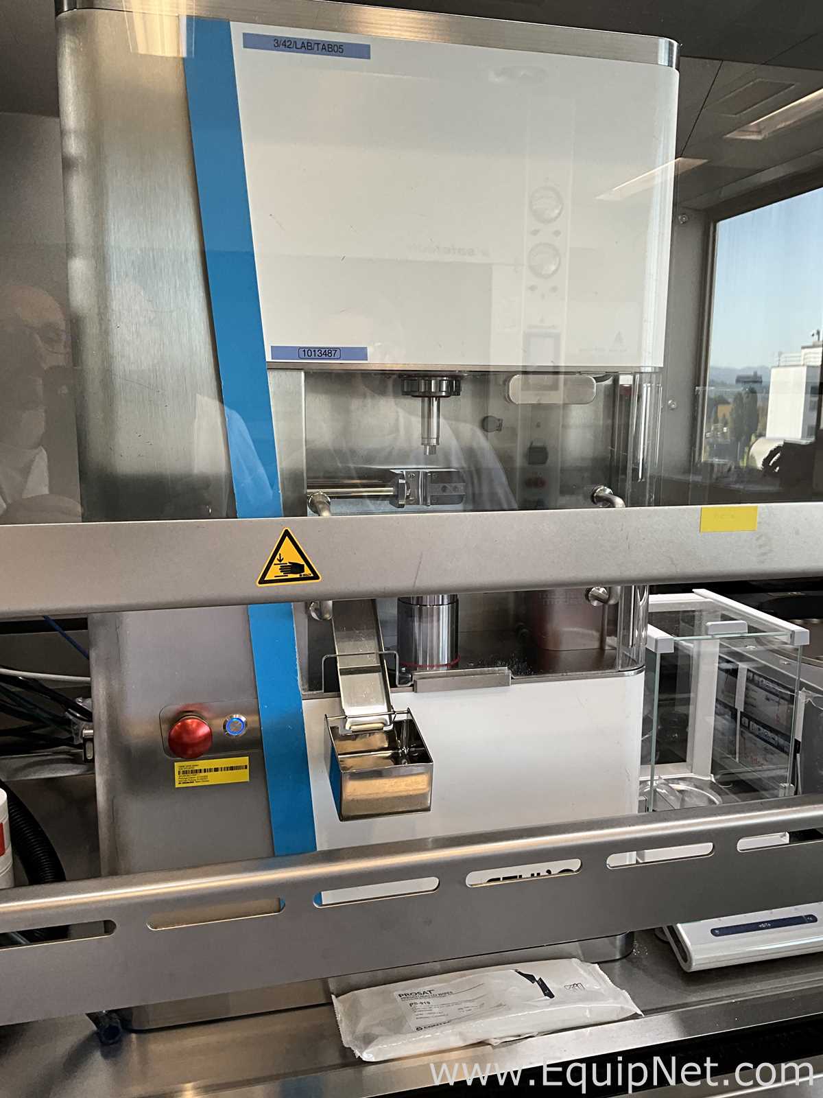 Medel Pharm STYL One Nano Benchtop Tablet Press