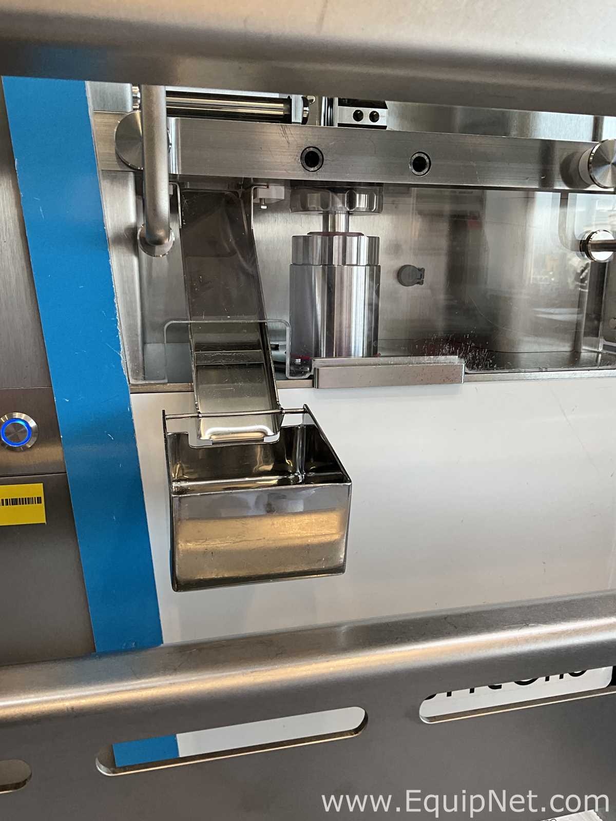 Medel Pharm STYL One Nano Benchtop Tablet Press