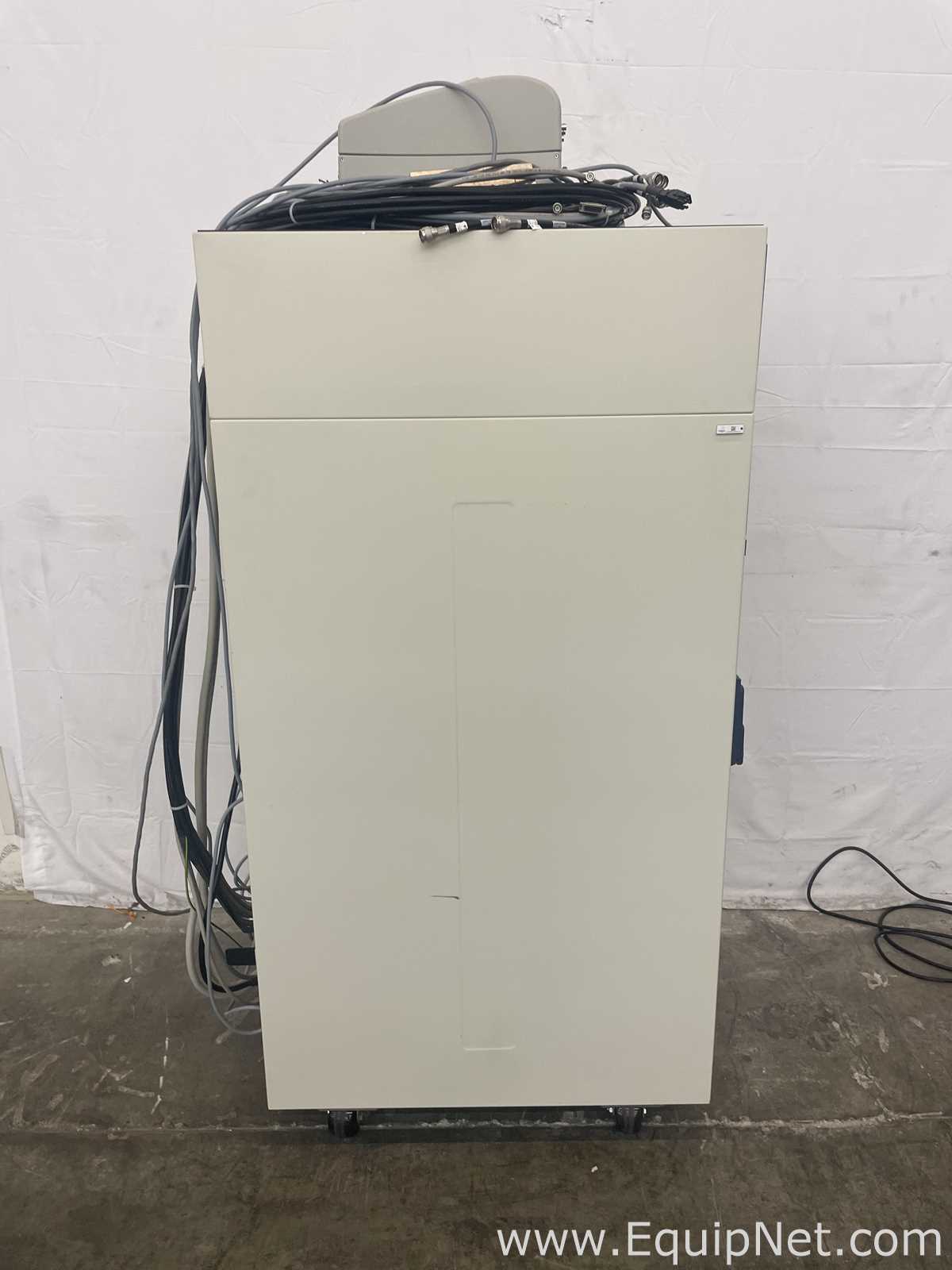 Bruker BioSpin Corporation Avance III 500 Spectrometer