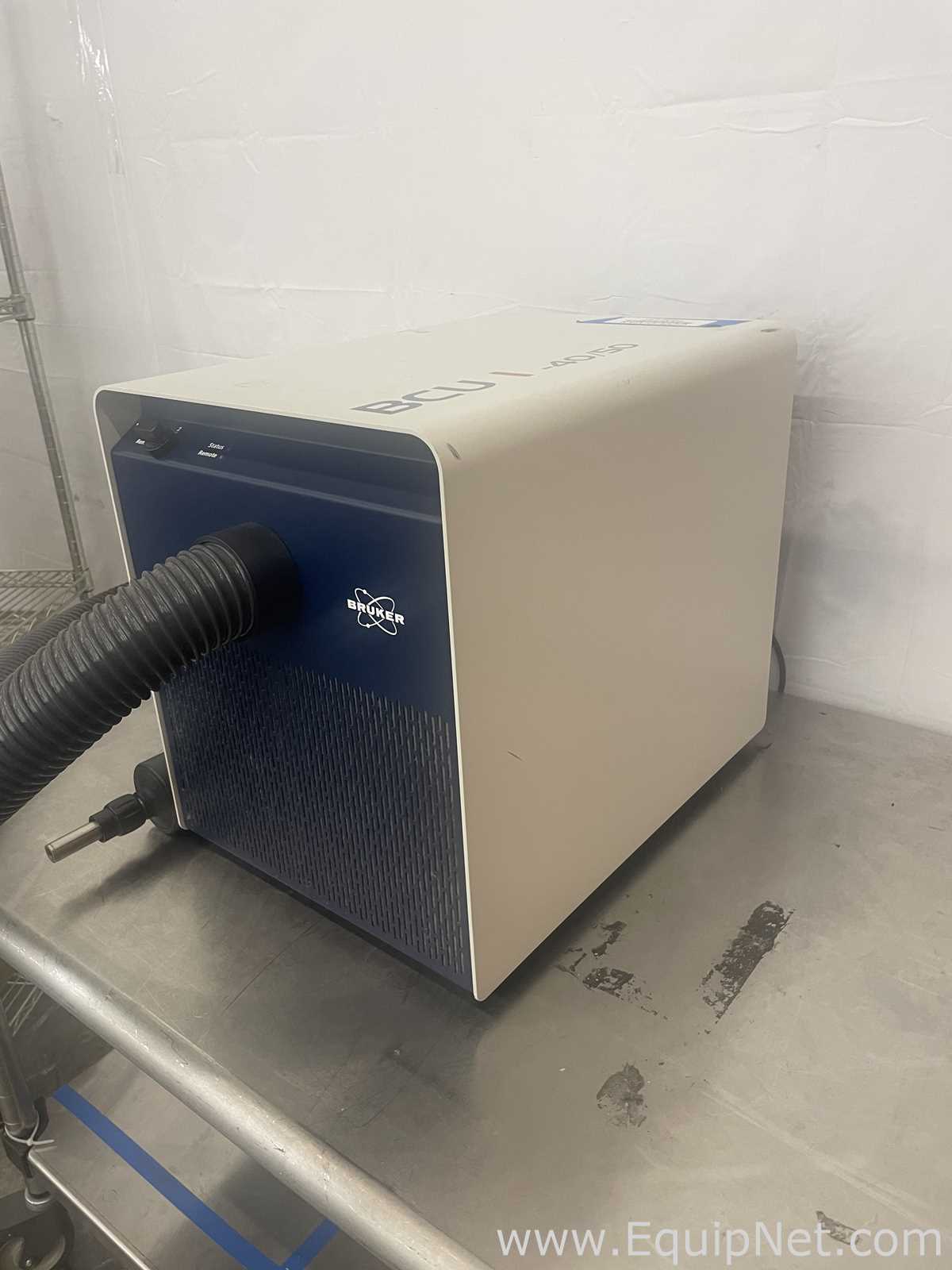 Torre de Resfriamento Bruker BioSpin Corporation BCU II