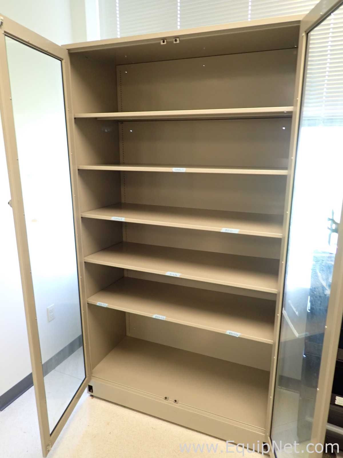 Los aus 9 Lagerschrank  