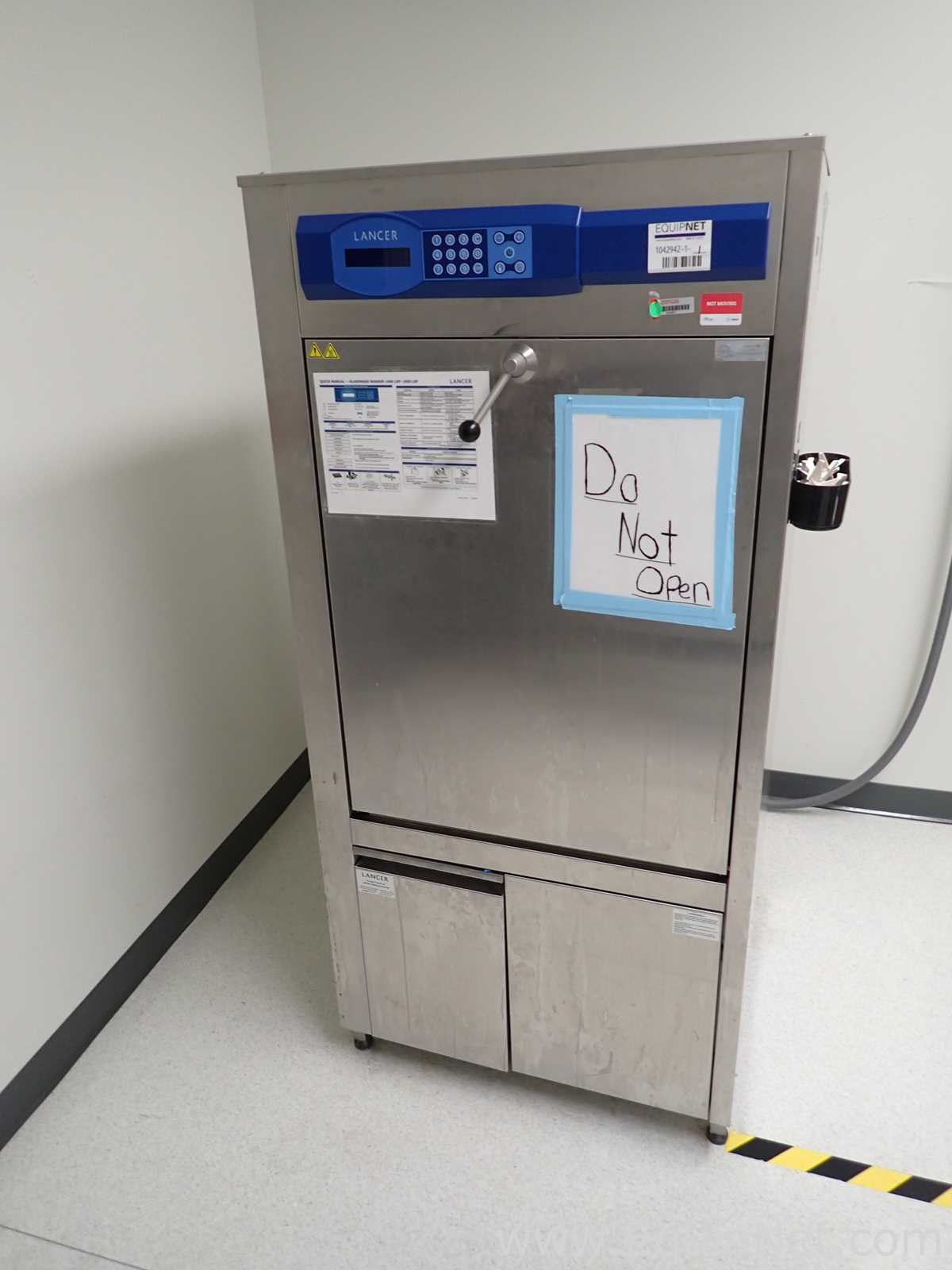 Lancer 1400 LXP Glassware Washer