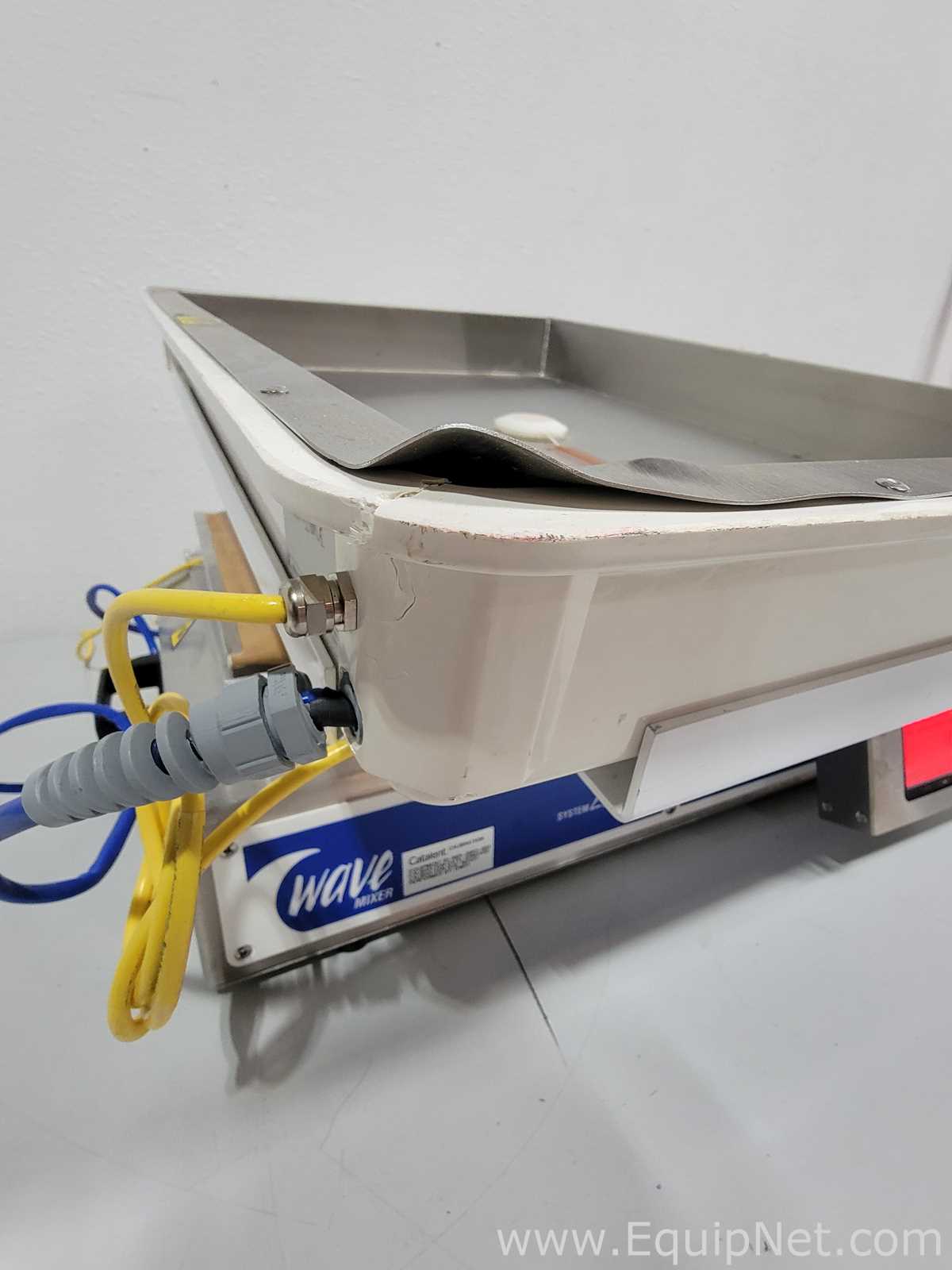 cytiva Wave Mixer 20/50 EHT Mixer with 50L Tray