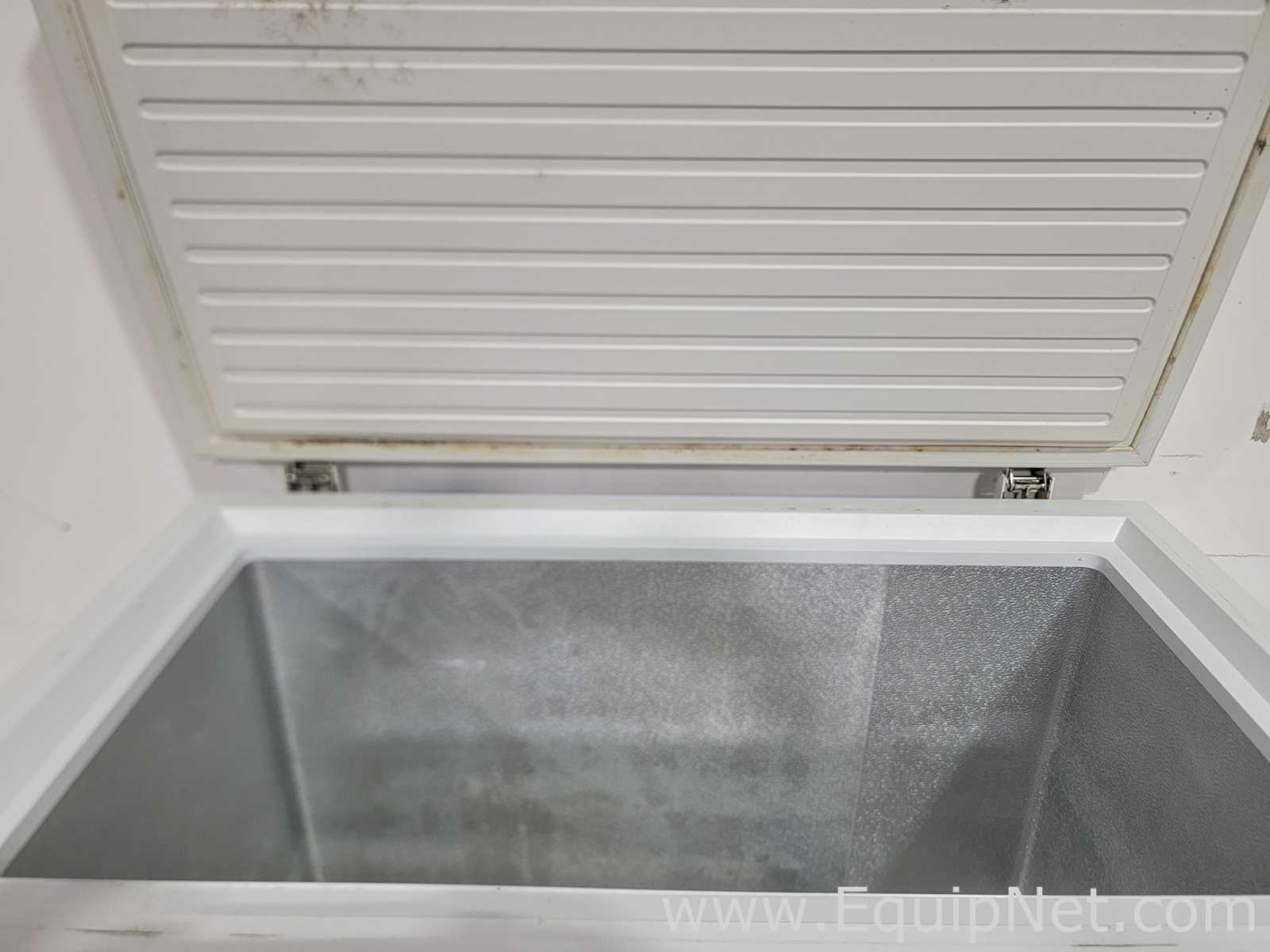 Idylis IF71CM33NW Freezer