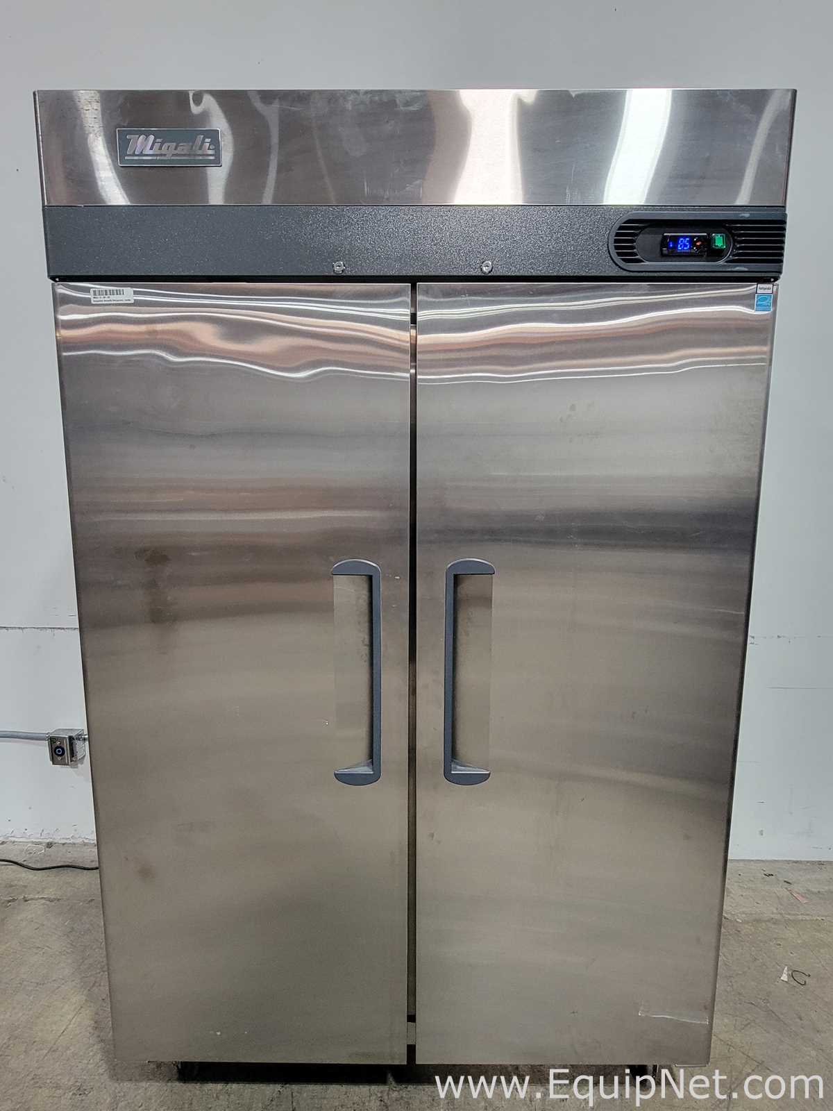 Migali Industries Inc. C-2R-HC Refrigerator