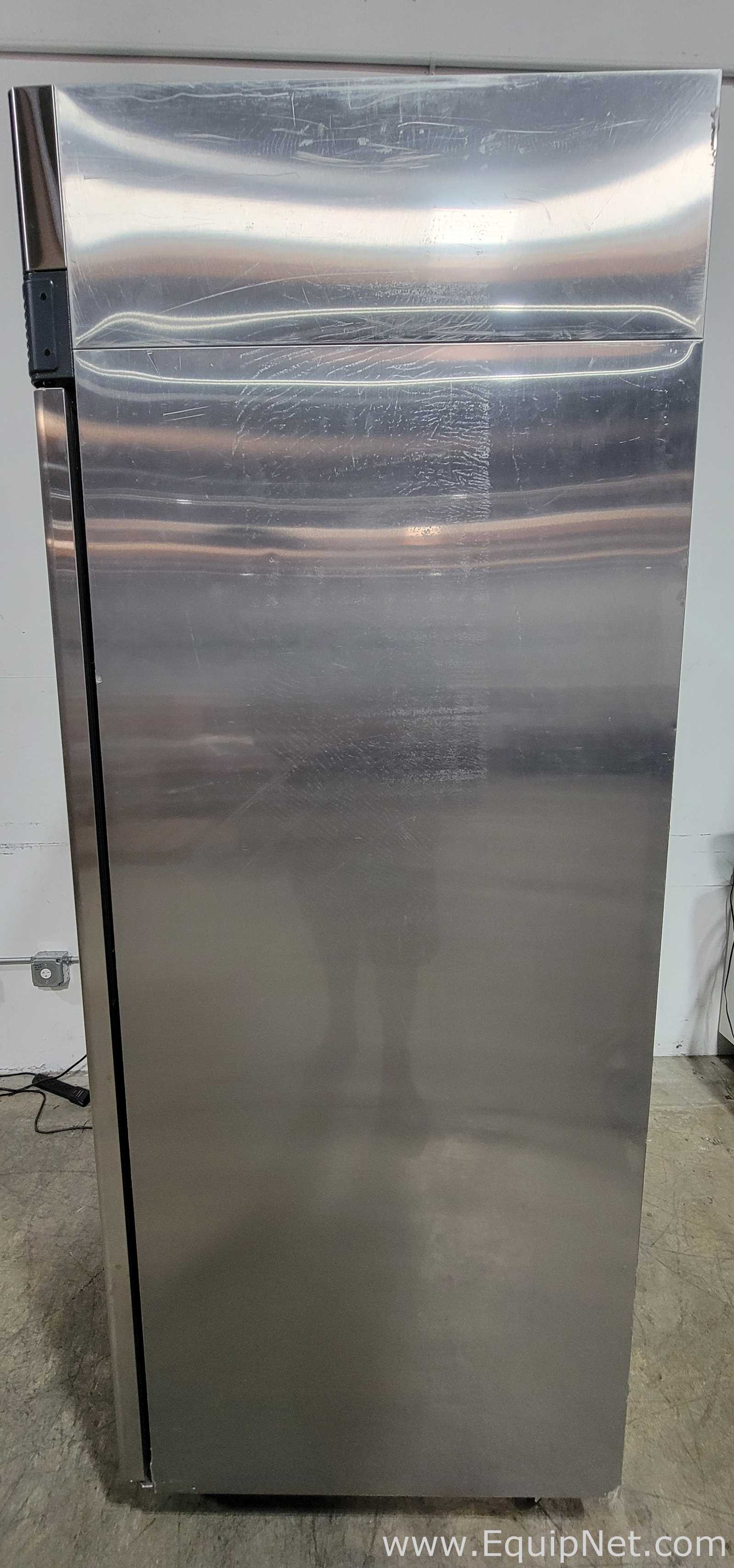 Migali Industries Inc. C-2R-HC Refrigerator