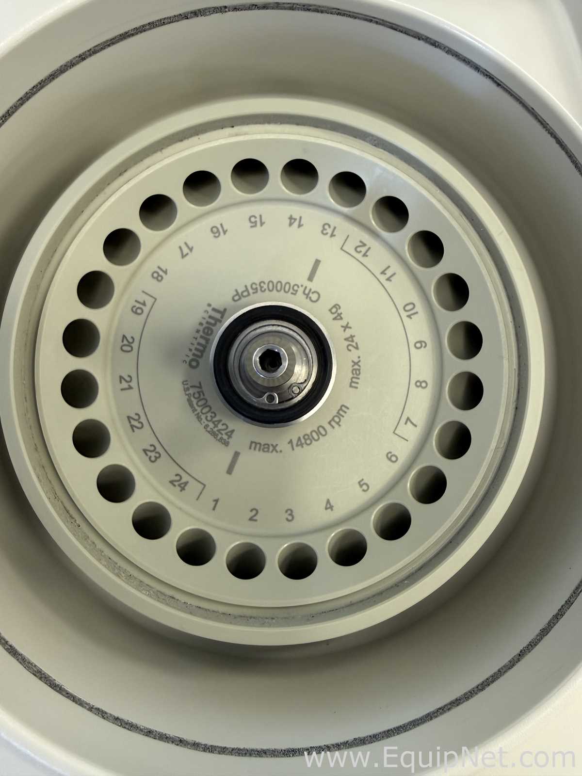 Thermo Fisher Scientific Heraeus Pico 17 Laboratory Centrifuge