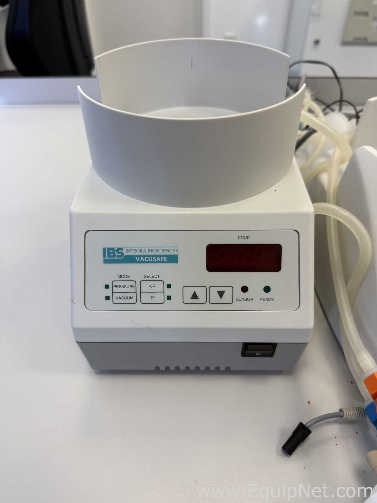 Lote de 3 Bomba de Vacío Integra Biosciences VacuSafe