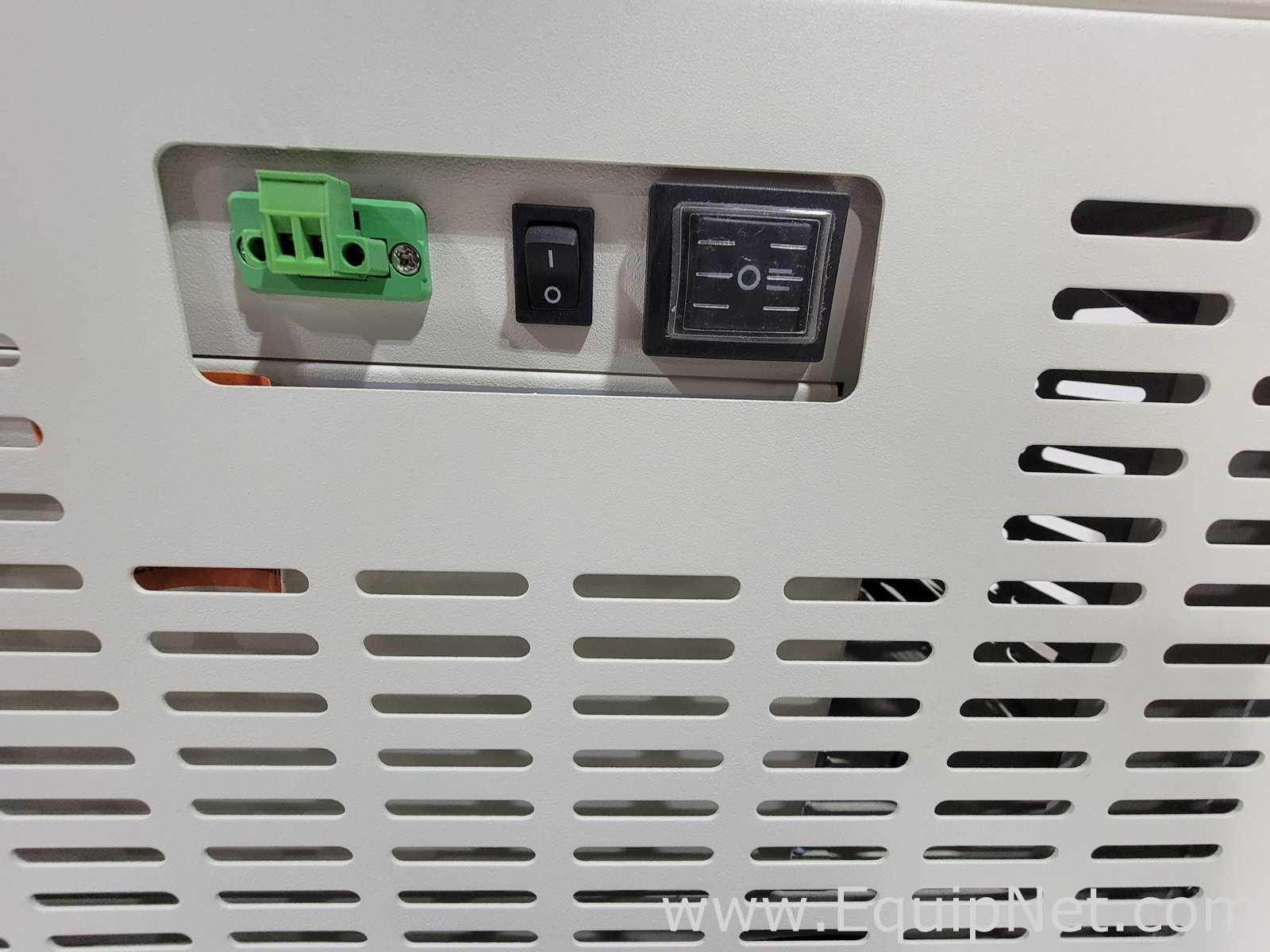 Yamato YK205ULT Freezer